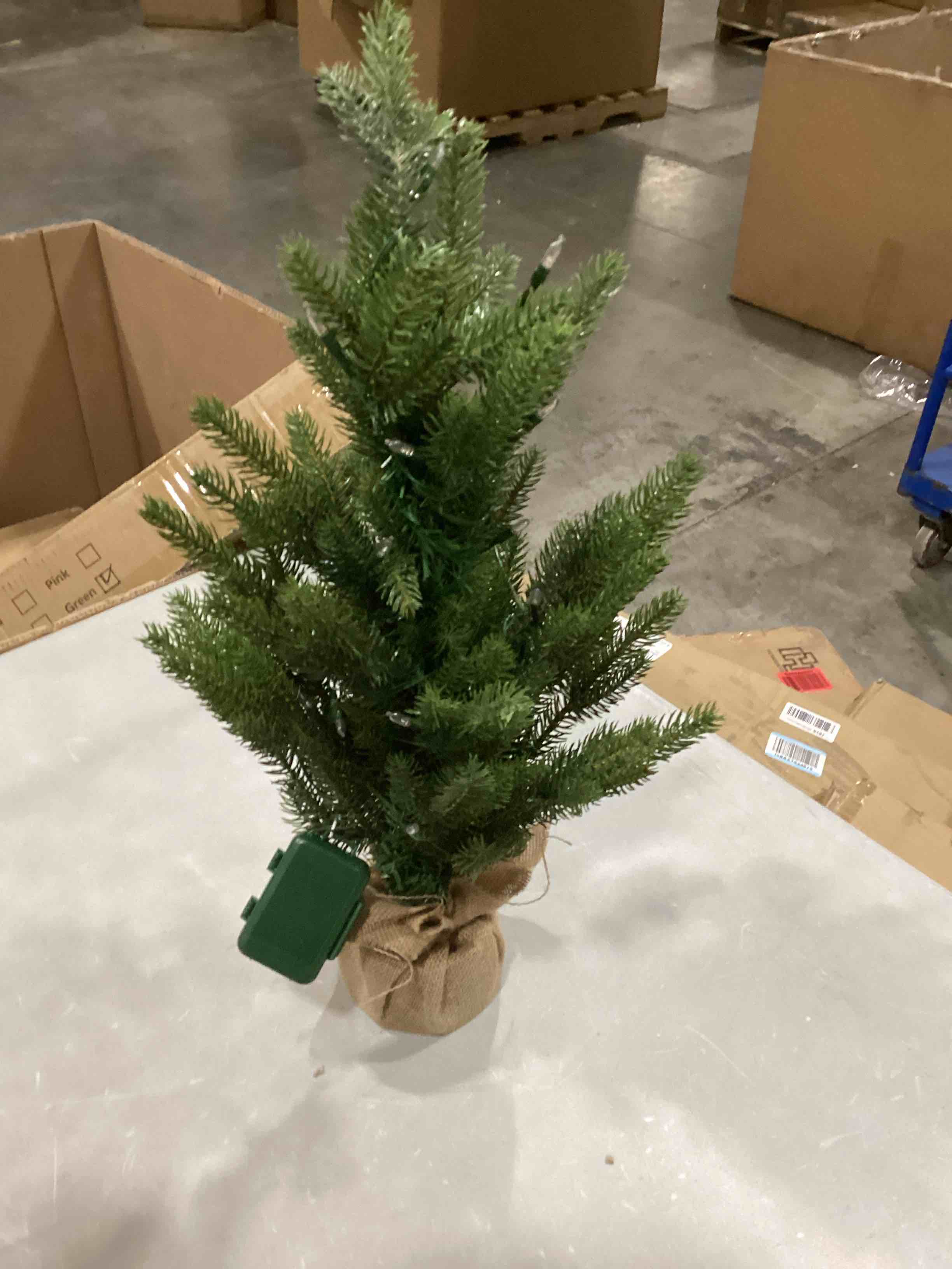 https://s3.amazonaws.com/lotting-images-prod/bidfta/GRN6798039_1737563635244.jpeg