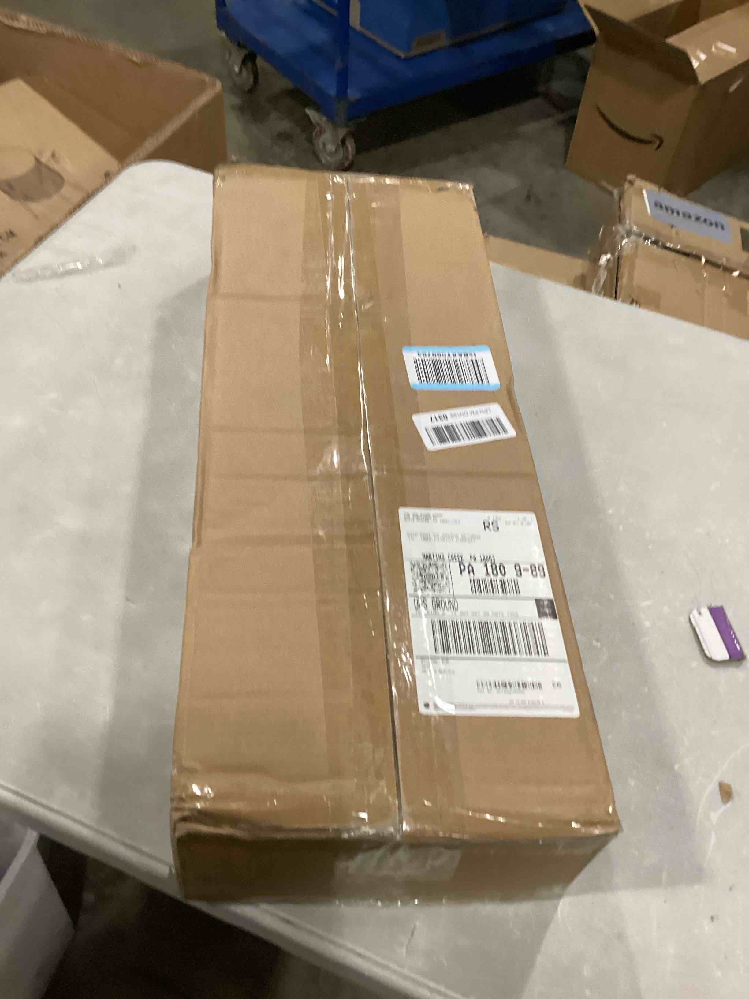 https://s3.amazonaws.com/lotting-images-prod/bidfta/GRN6798053_1737568983117.jpeg