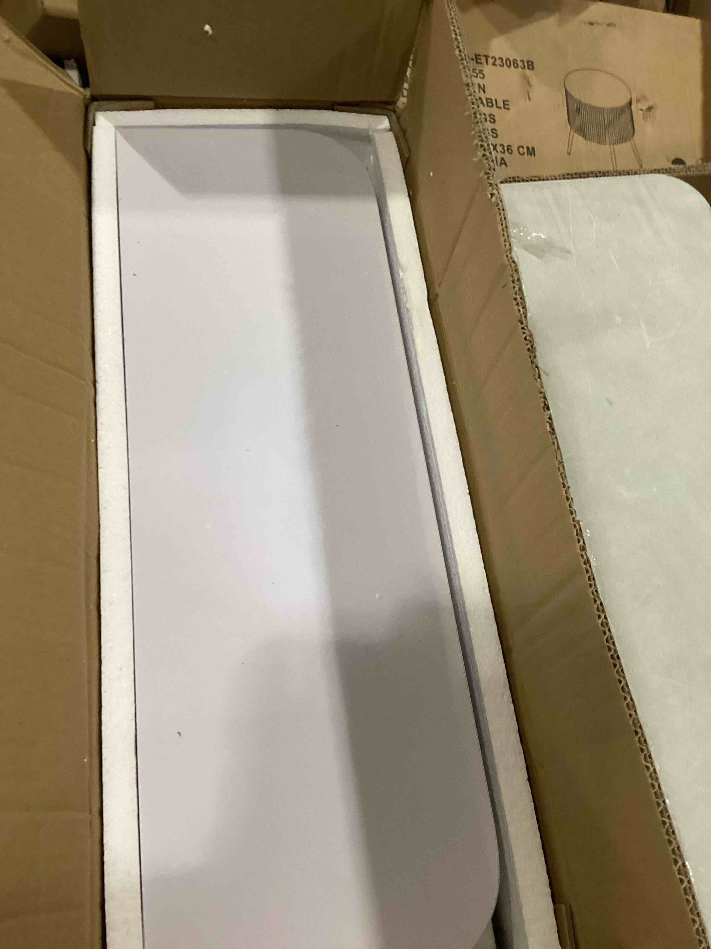 https://s3.amazonaws.com/lotting-images-prod/bidfta/GRN6798053_1737569009498.jpeg