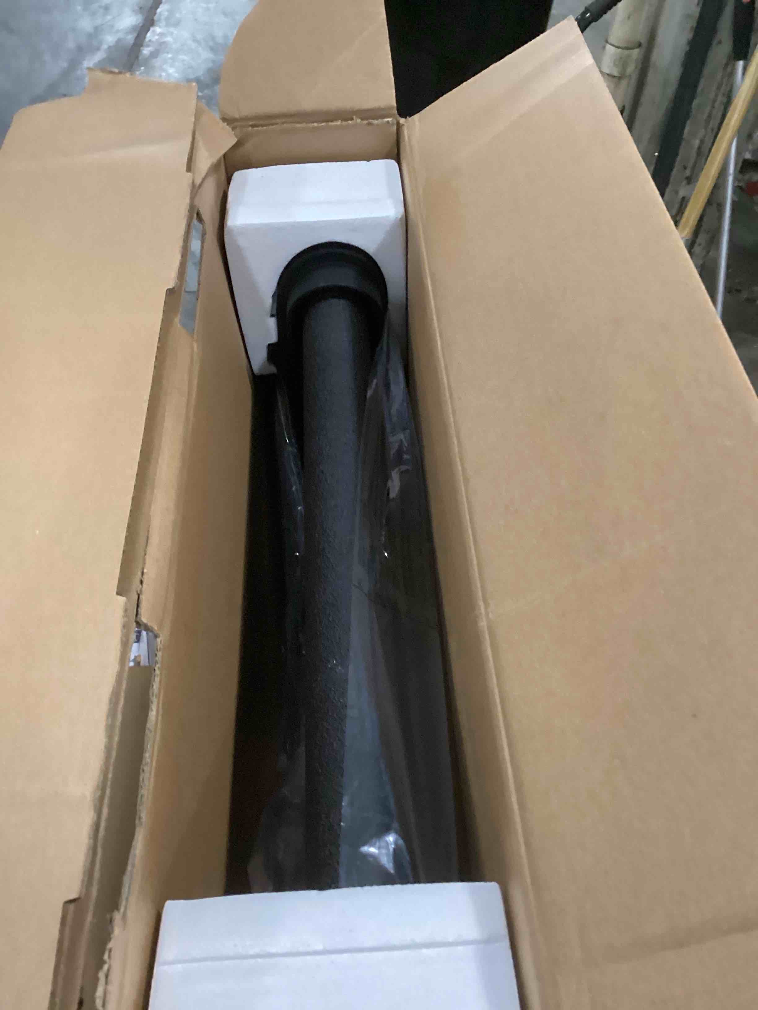 https://s3.amazonaws.com/lotting-images-prod/bidfta/GRN6798057_1737569402804.jpeg