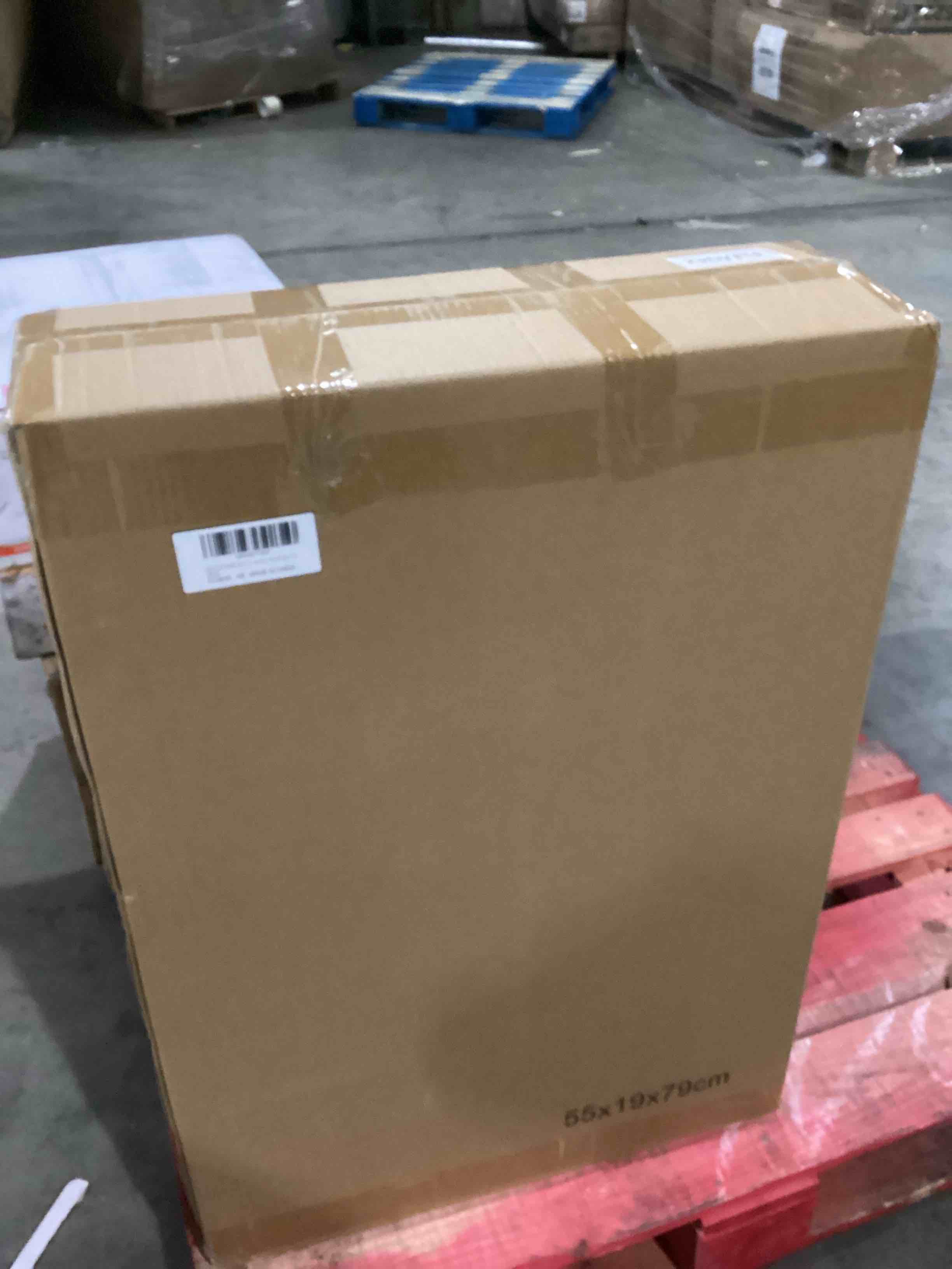 https://s3.amazonaws.com/lotting-images-prod/bidfta/GRN6798073_1737571724281.jpeg