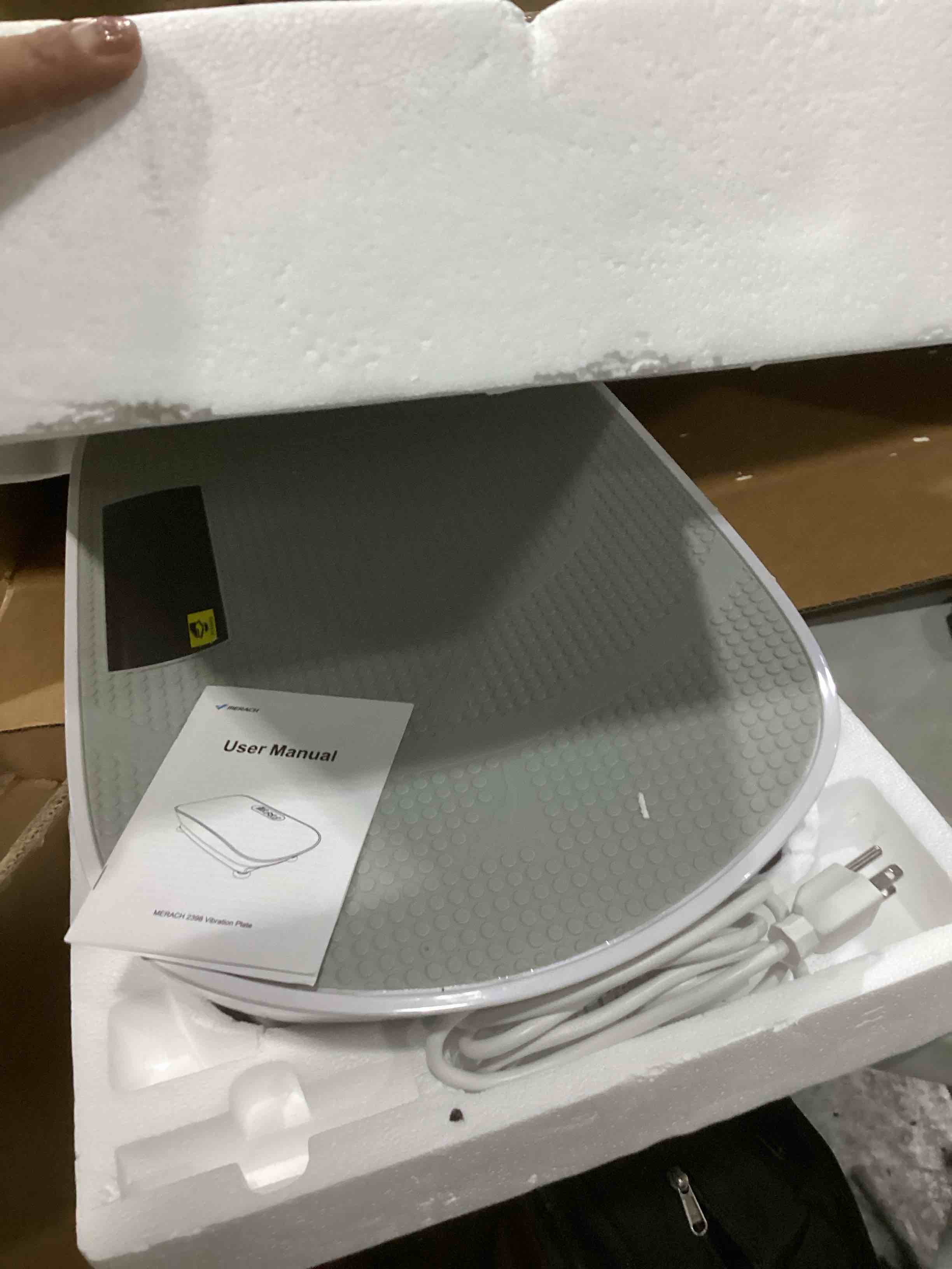 https://s3.amazonaws.com/lotting-images-prod/bidfta/GRN6798328_1737748249083.jpeg