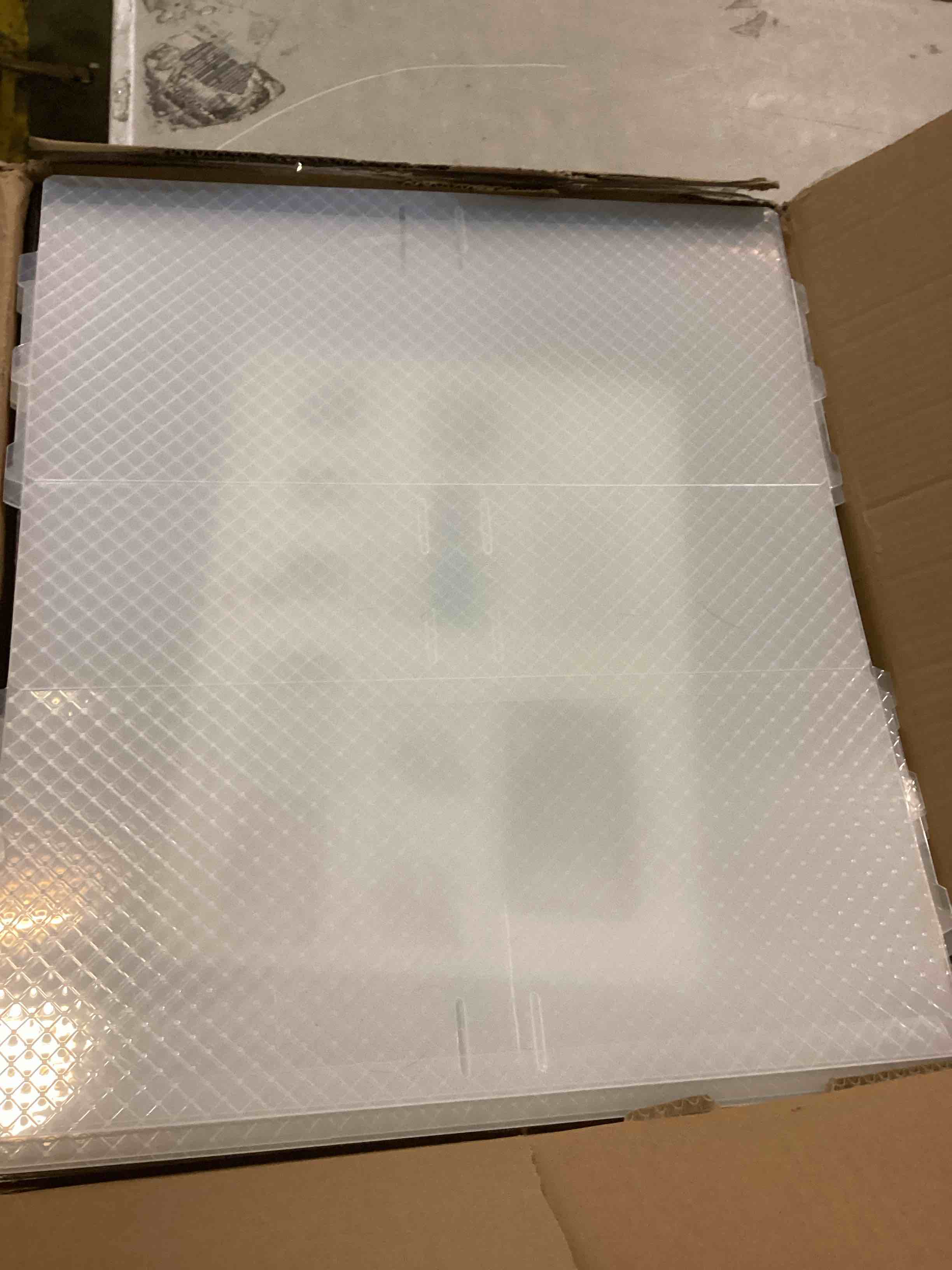 https://s3.amazonaws.com/lotting-images-prod/bidfta/GRN6799008_1738000530499.jpeg