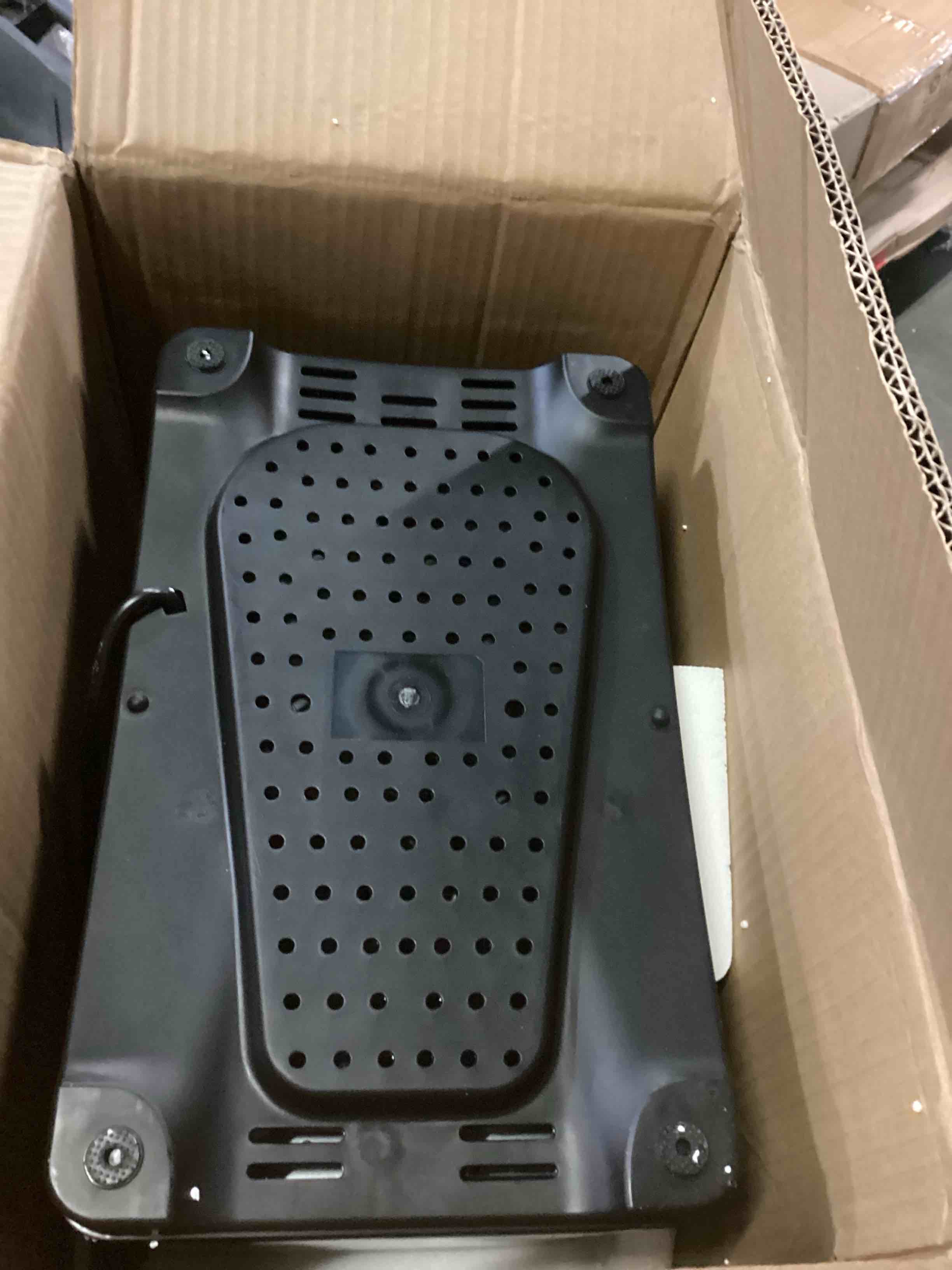 https://s3.amazonaws.com/lotting-images-prod/bidfta/GRN6799014_1738001128750.jpeg