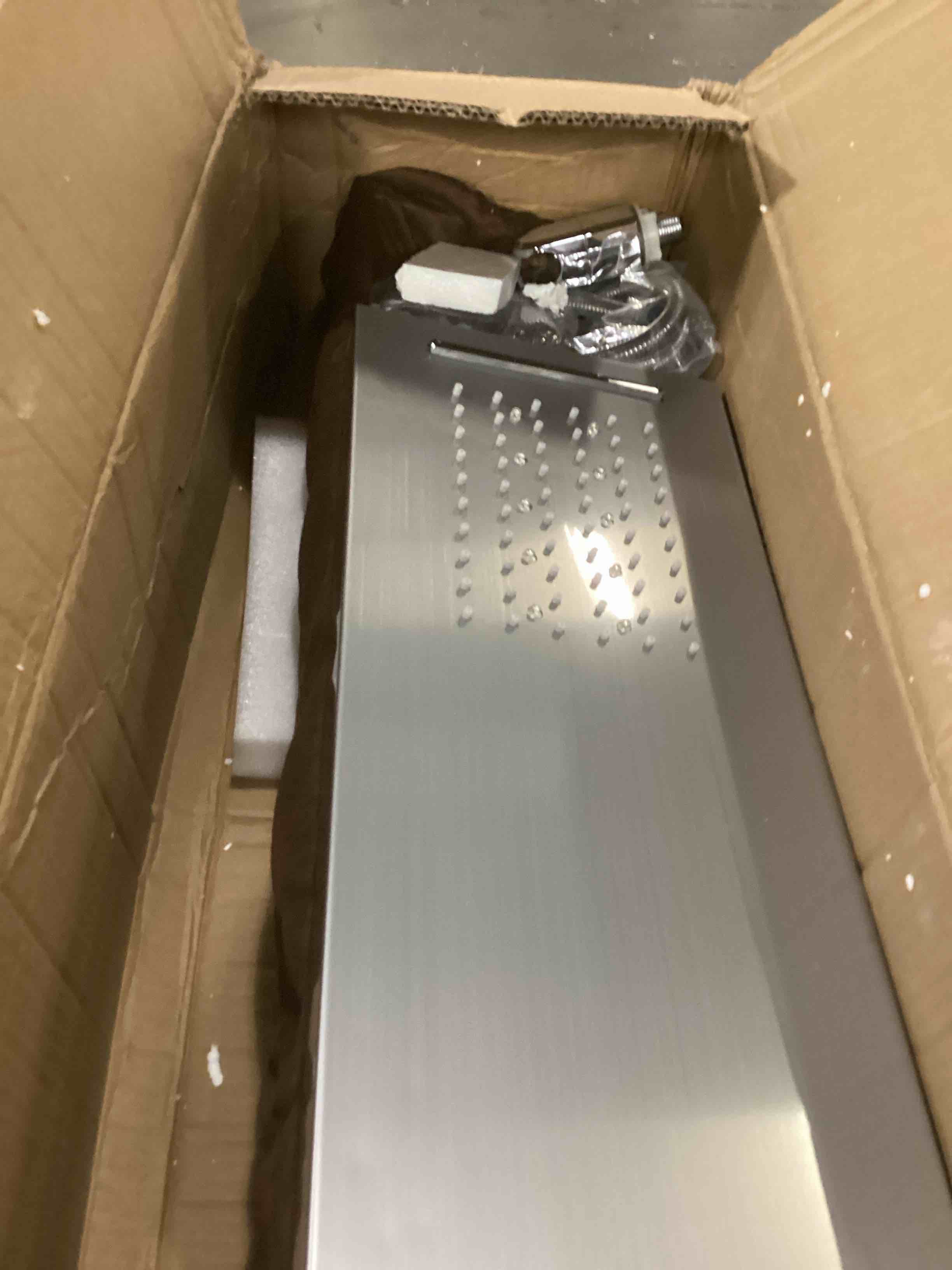 https://s3.amazonaws.com/lotting-images-prod/bidfta/GRN6799209_1738160411654.jpeg