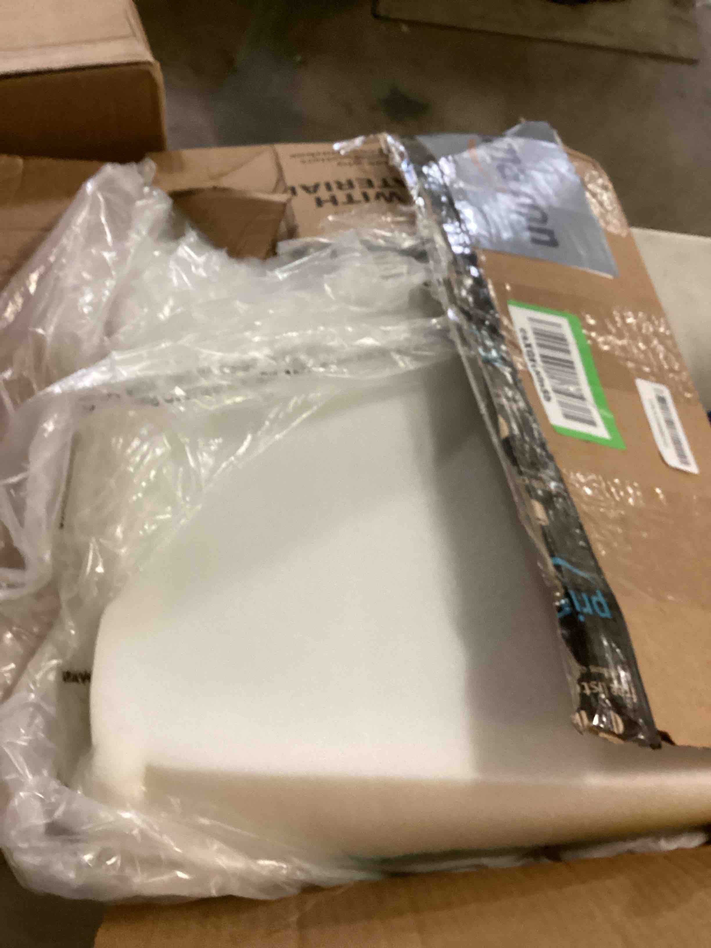 https://s3.amazonaws.com/lotting-images-prod/bidfta/GRN6799964_1729609581472.jpeg