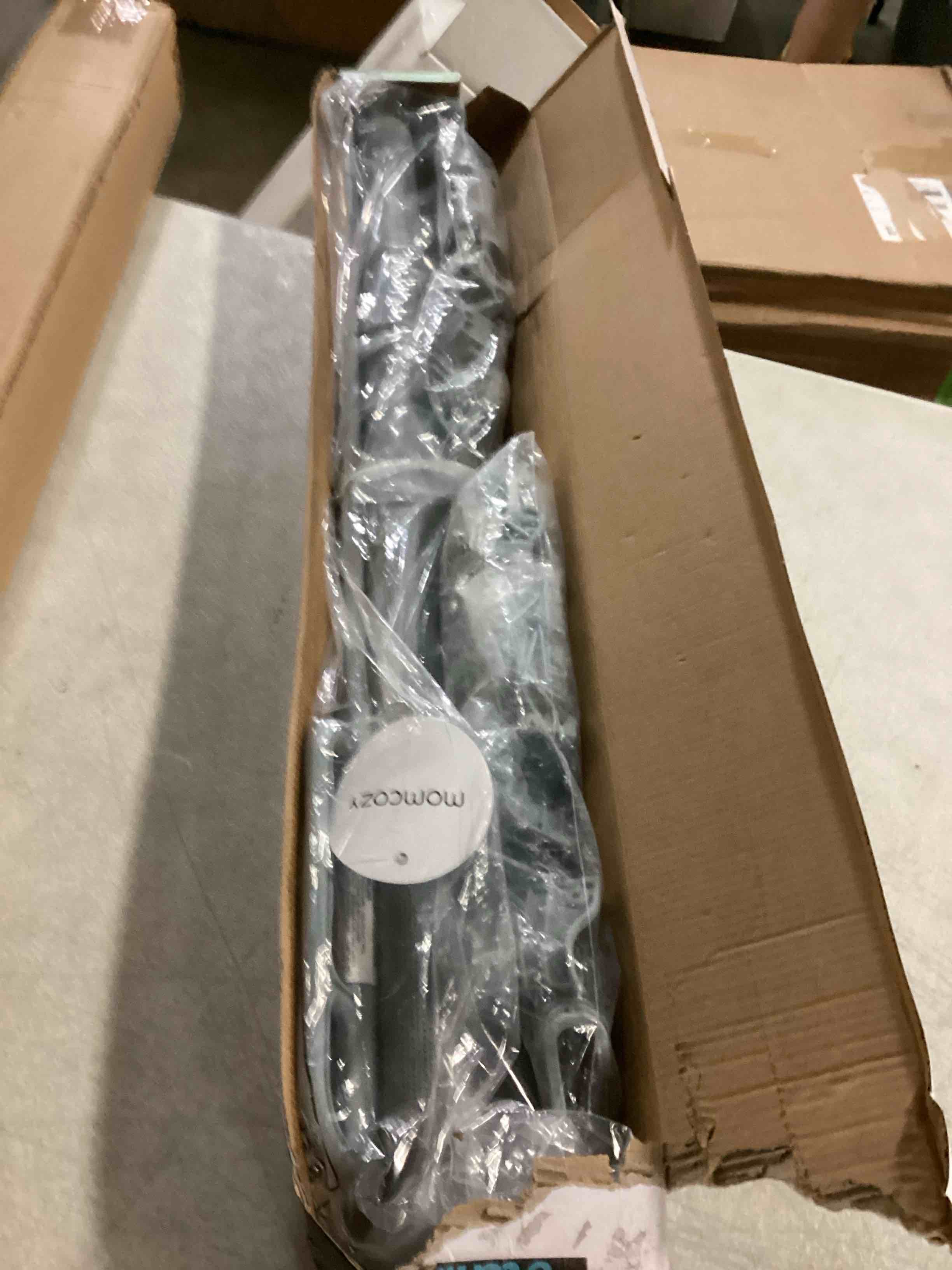 https://s3.amazonaws.com/lotting-images-prod/bidfta/GRN6800105_1729683649923.jpeg