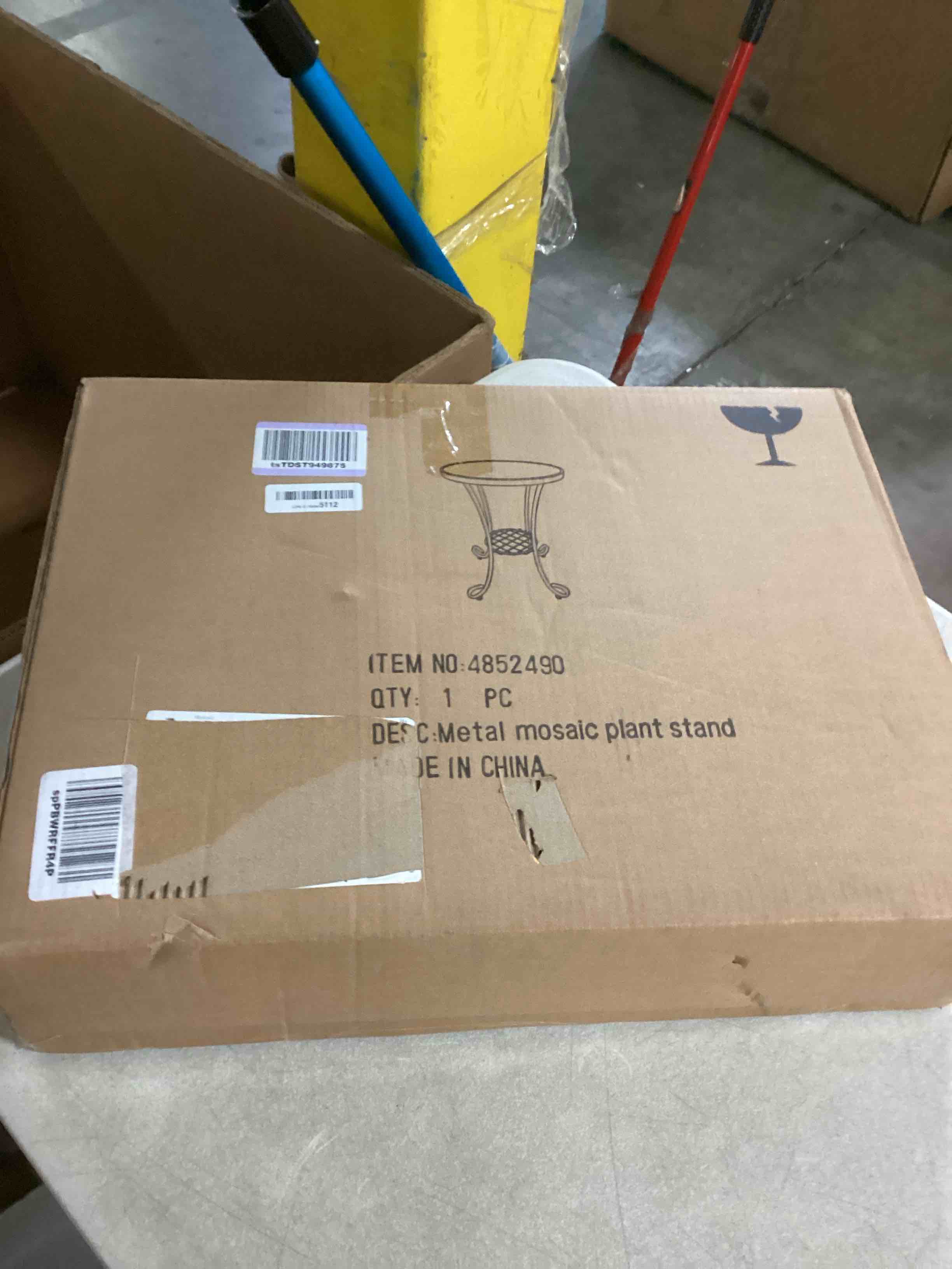 https://s3.amazonaws.com/lotting-images-prod/bidfta/GRN6800370_1729773930965.jpeg