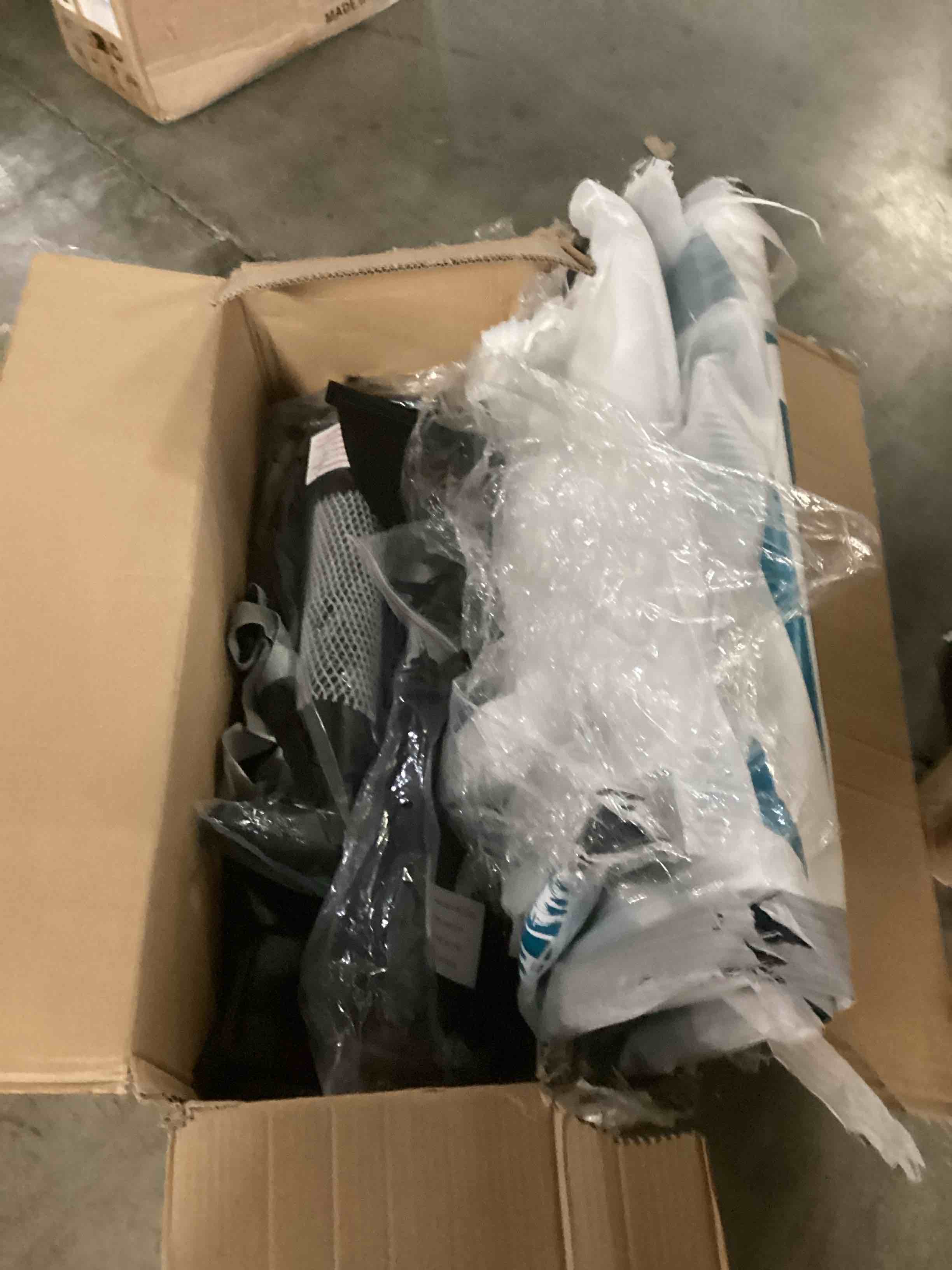 https://s3.amazonaws.com/lotting-images-prod/bidfta/GRN6800614_1729877843451.jpeg