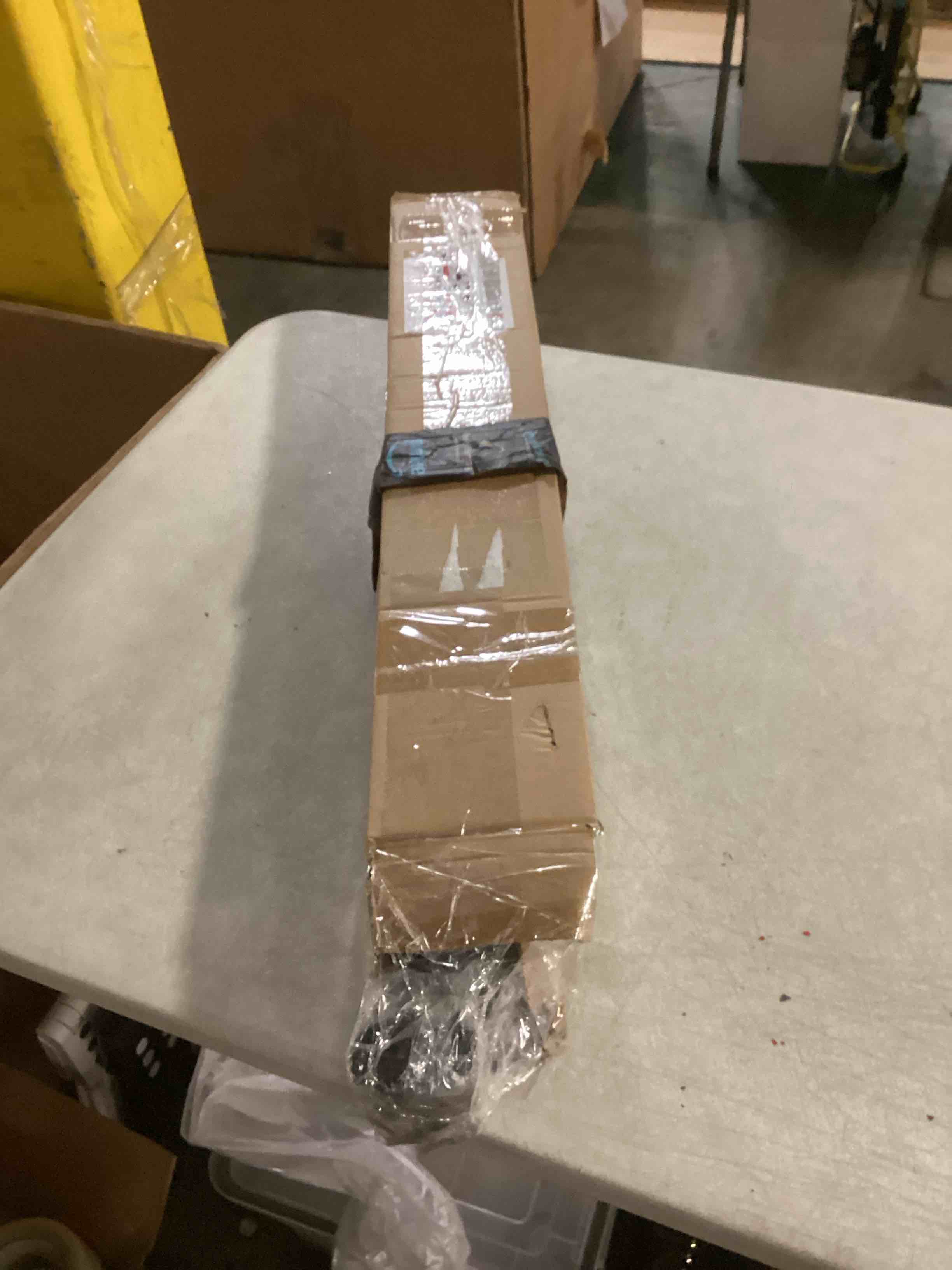 https://s3.amazonaws.com/lotting-images-prod/bidfta/GRN6800675_1730120419125.jpeg