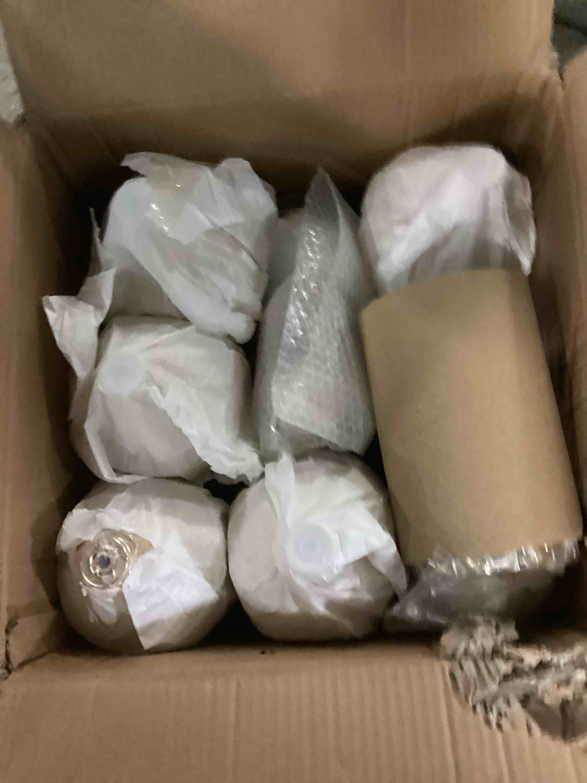 https://s3.amazonaws.com/lotting-images-prod/bidfta/GRN6800701_1730125595294.jpeg