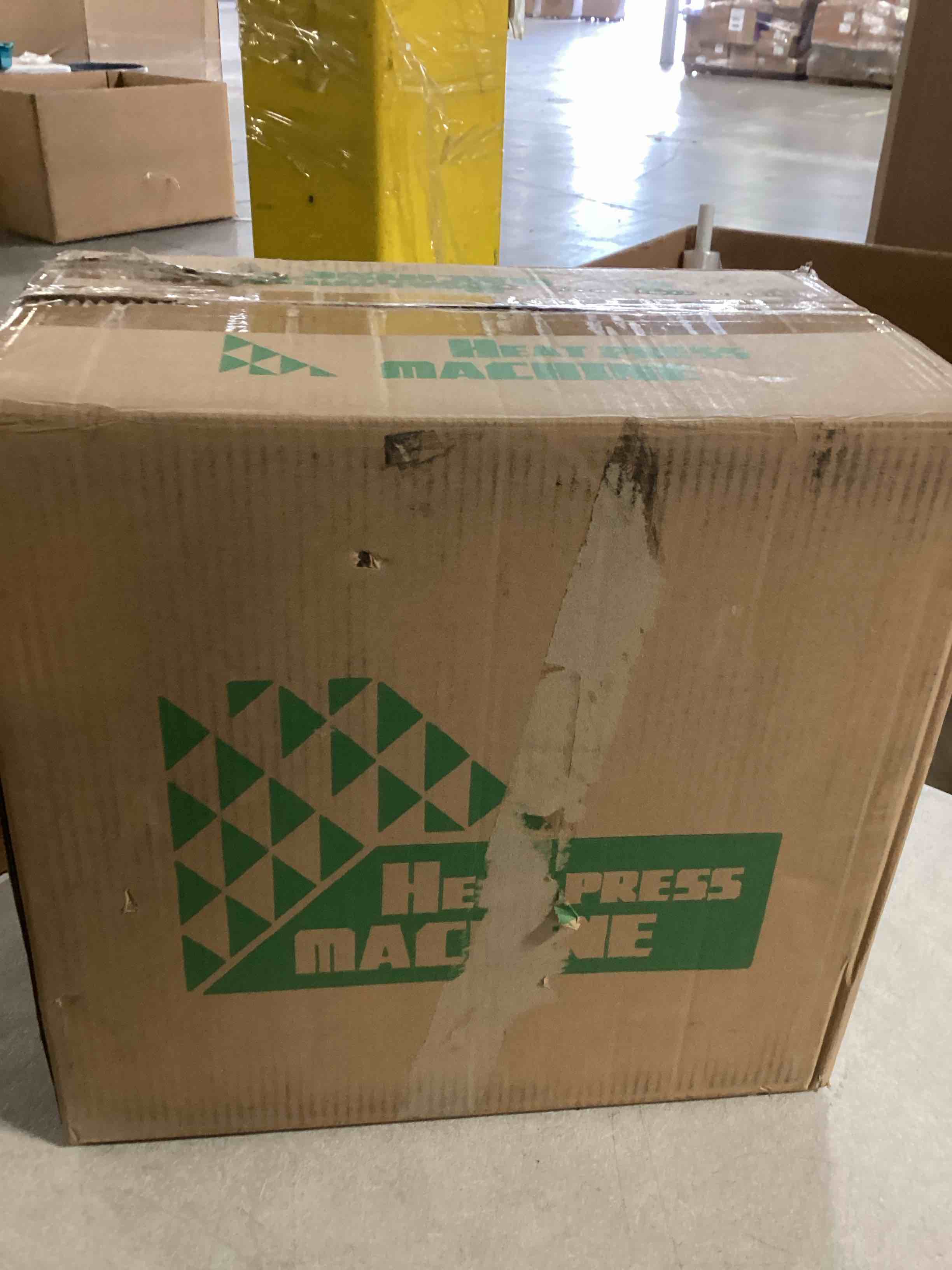 https://s3.amazonaws.com/lotting-images-prod/bidfta/GRN6801000_1730227910393.jpeg