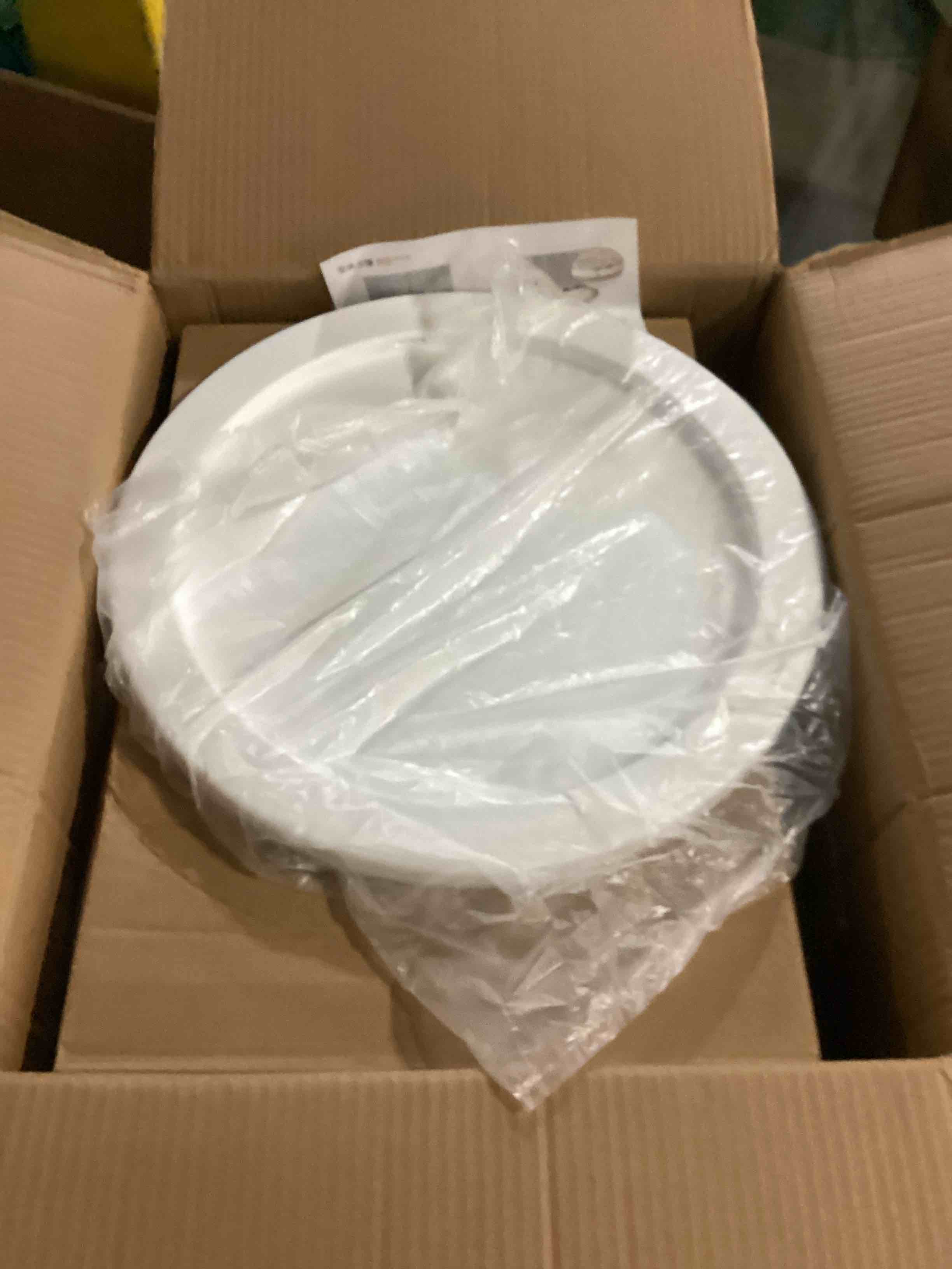 https://s3.amazonaws.com/lotting-images-prod/bidfta/GRN6801324_1730389952908.jpeg
