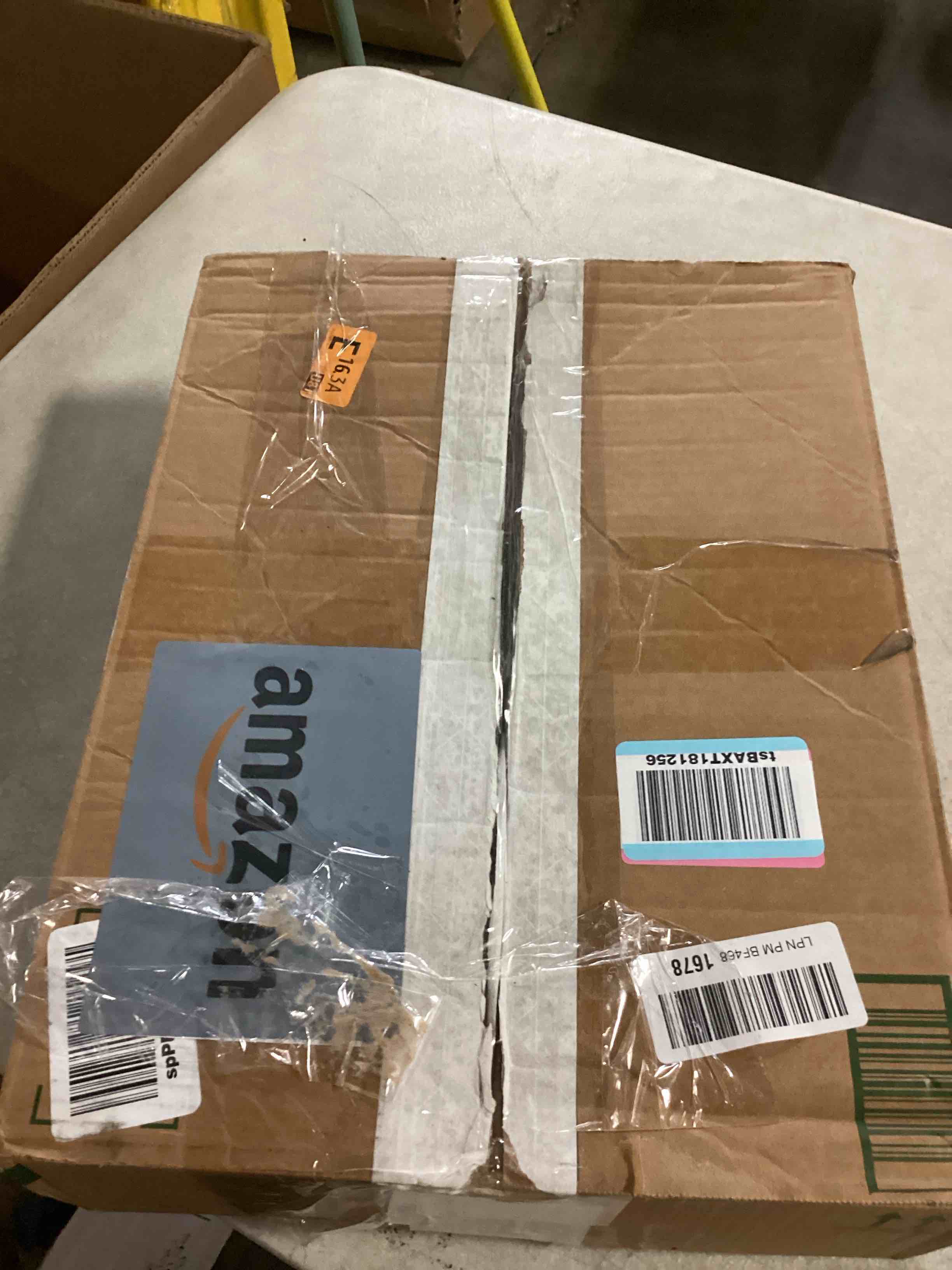 https://s3.amazonaws.com/lotting-images-prod/bidfta/GRN6801330_1730392768155.jpeg