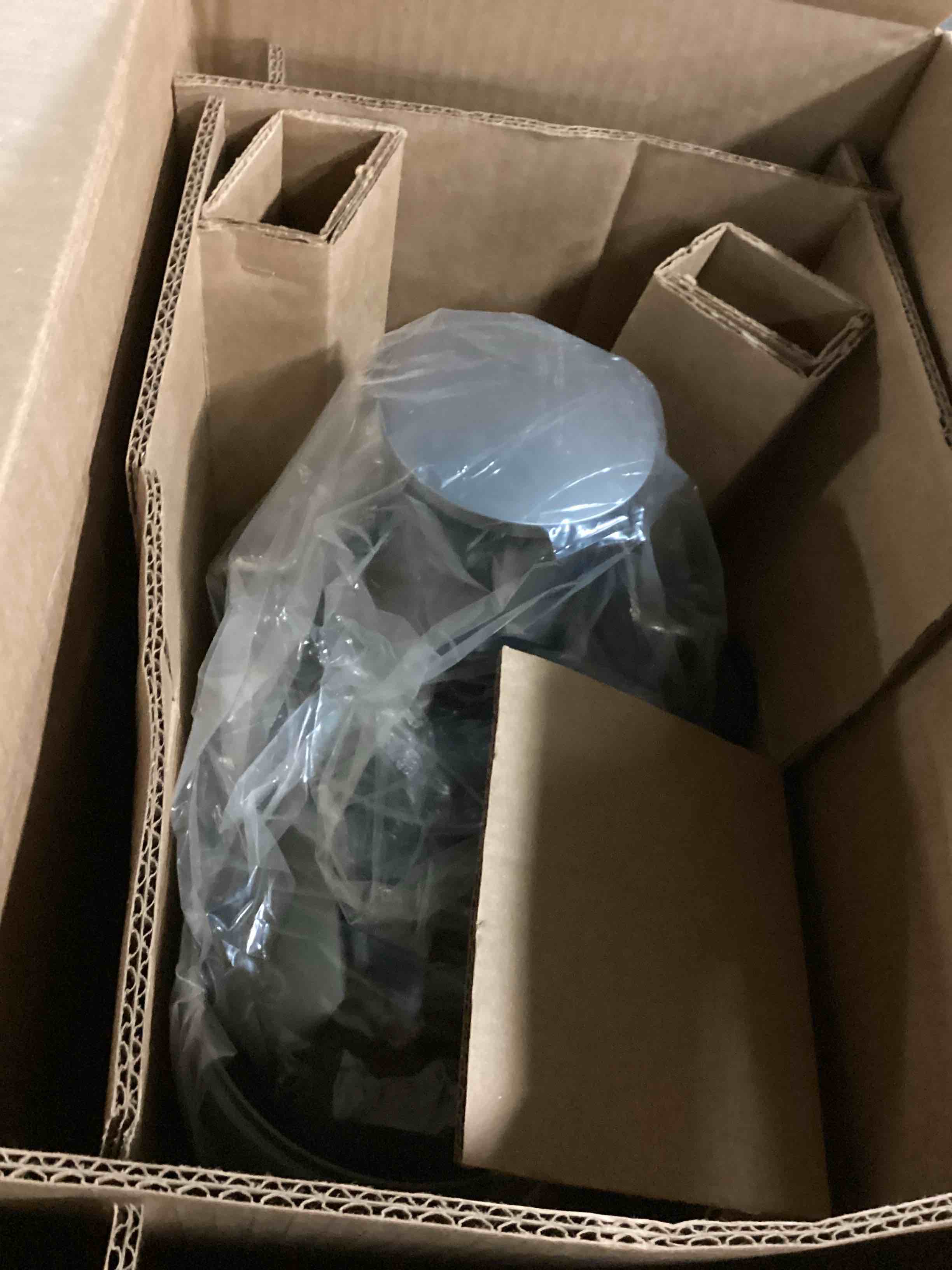 https://s3.amazonaws.com/lotting-images-prod/bidfta/GRN6801372_1730397497715.jpeg