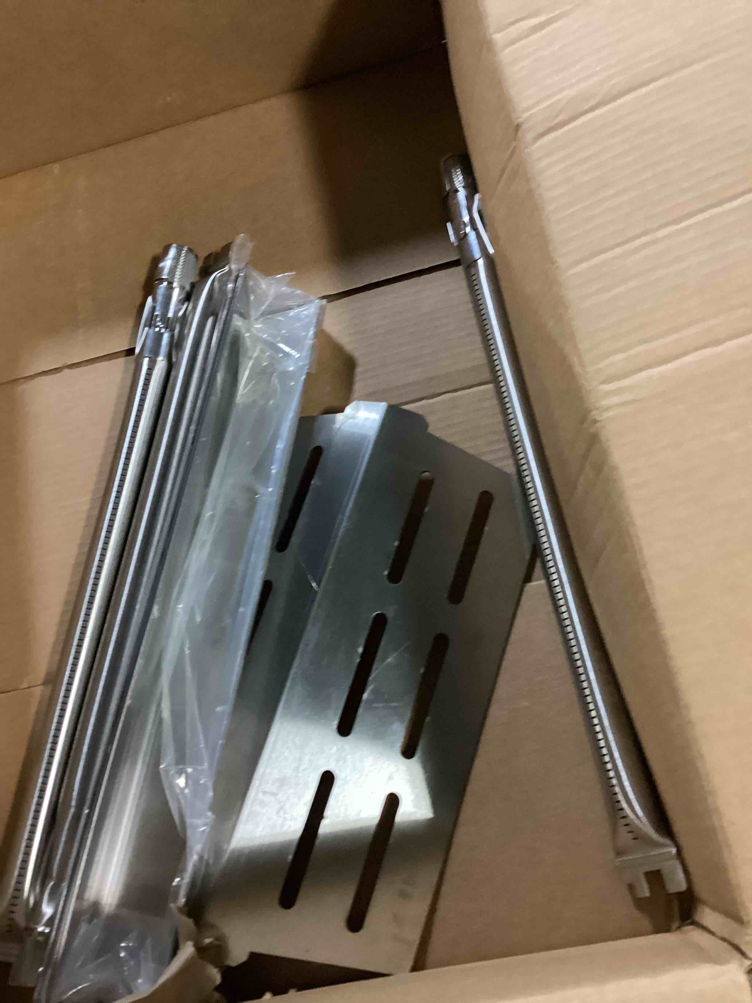 https://s3.amazonaws.com/lotting-images-prod/bidfta/GRN6801555_1729509535245.jpeg
