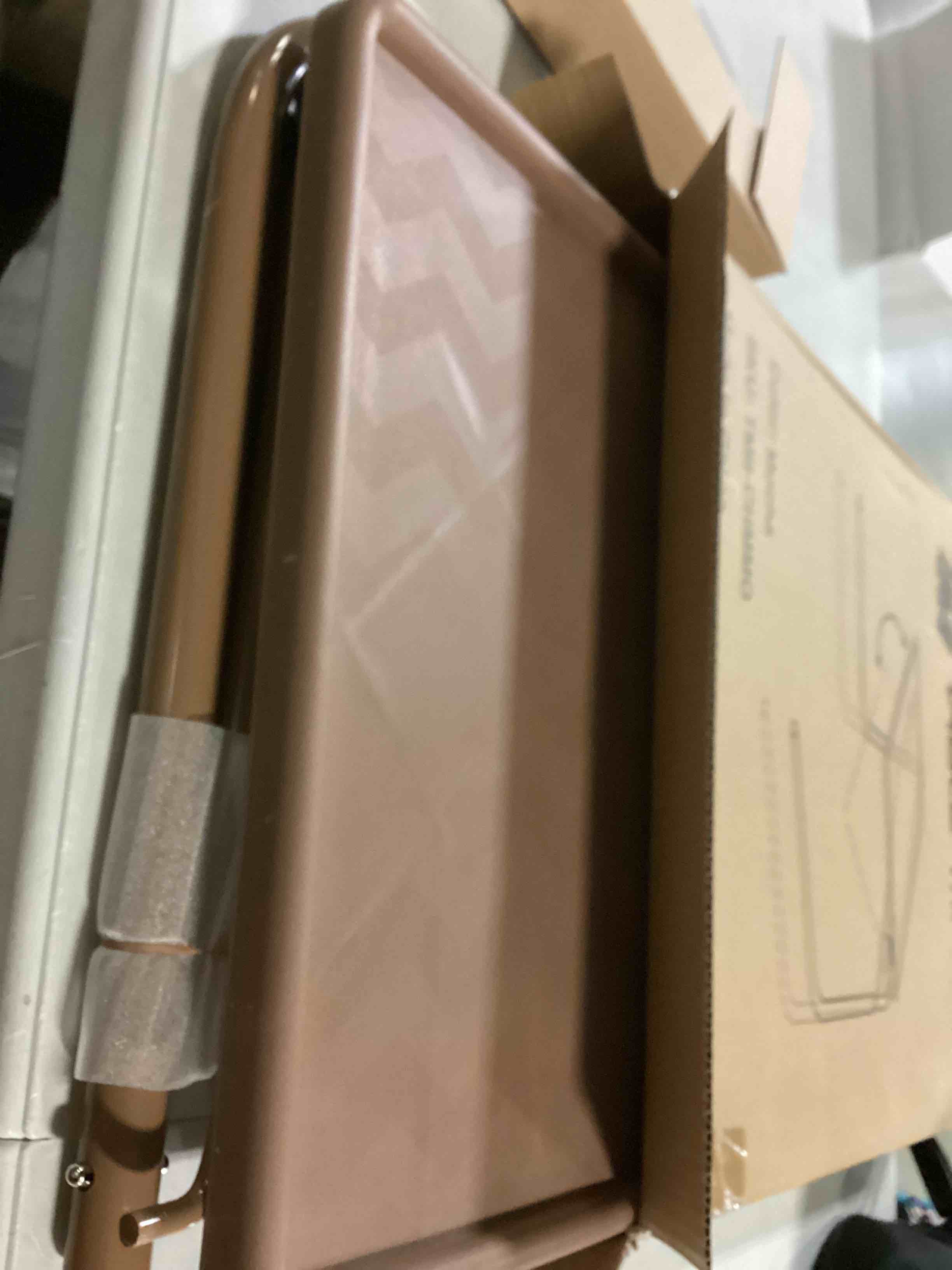 https://s3.amazonaws.com/lotting-images-prod/bidfta/GRN6801840_1729767995093.jpeg