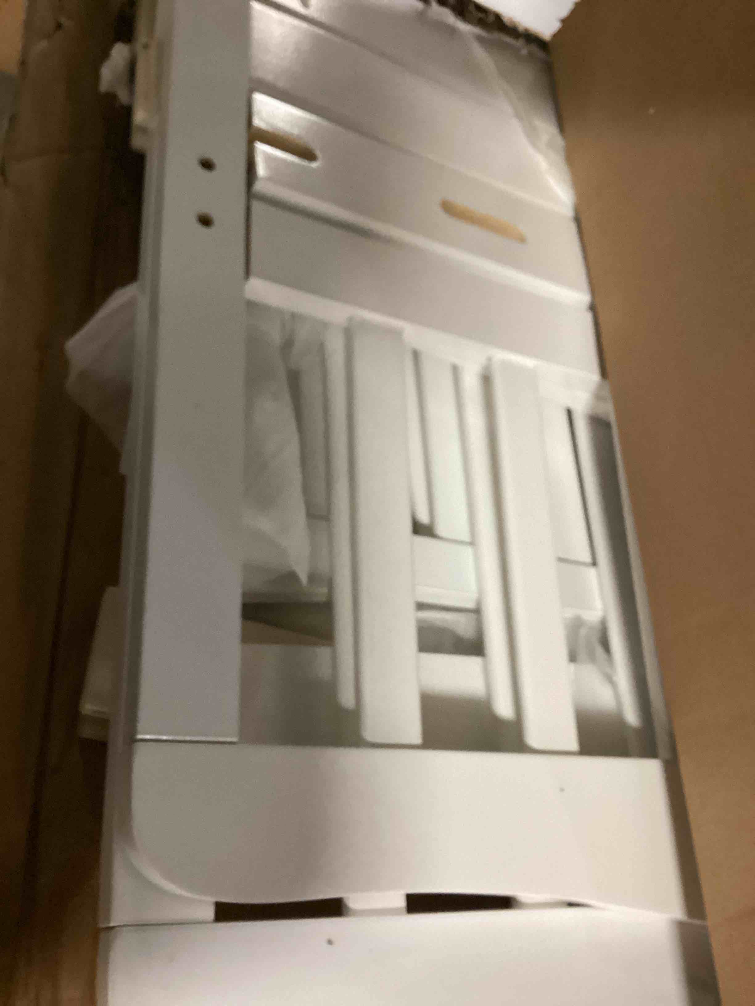 https://s3.amazonaws.com/lotting-images-prod/bidfta/GRN6802144_1730127470630.jpeg