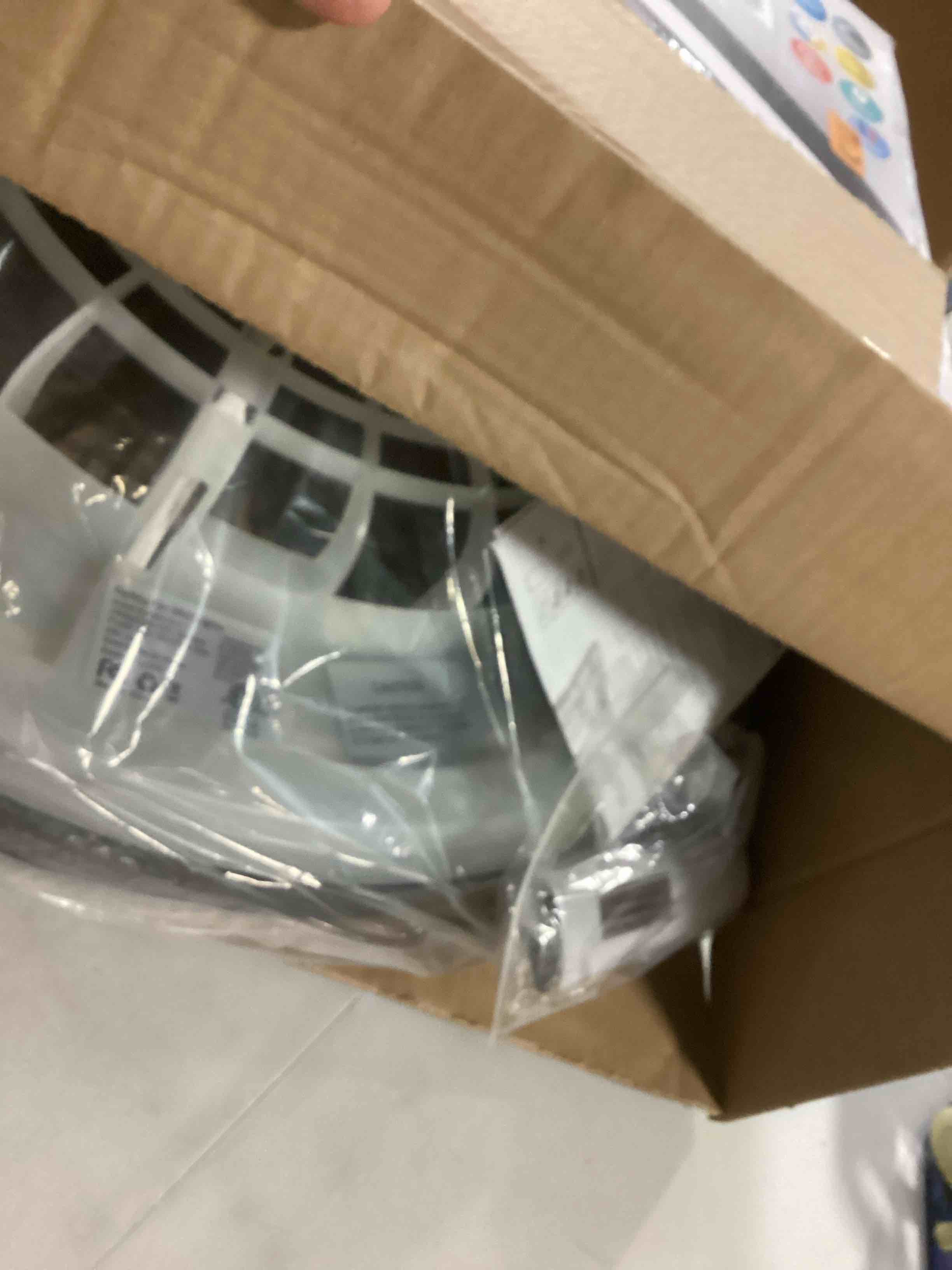 https://s3.amazonaws.com/lotting-images-prod/bidfta/GRN6802260_1730209097970.jpeg