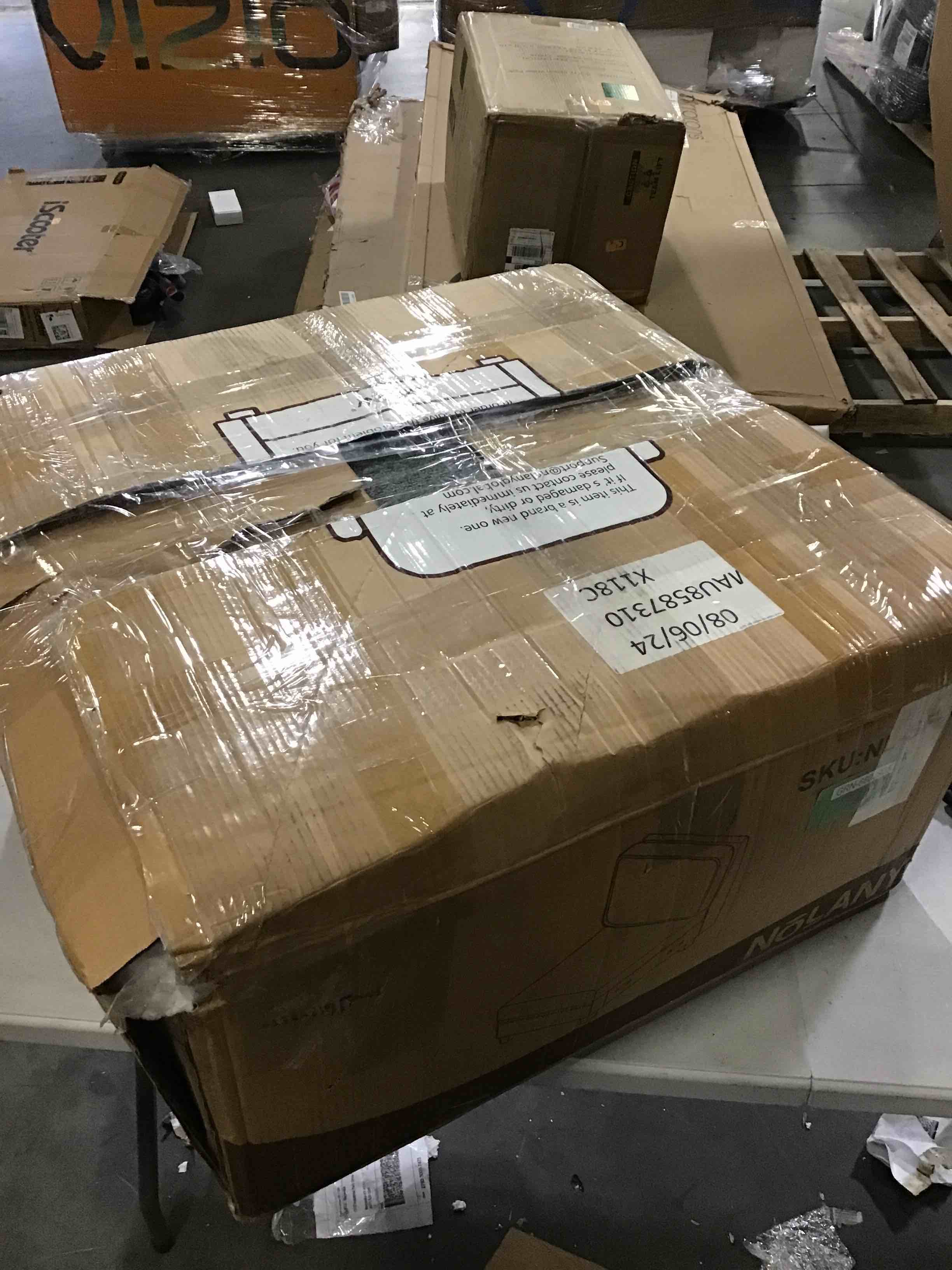 https://s3.amazonaws.com/lotting-images-prod/bidfta/GRN6802975_1728668836351.jpeg