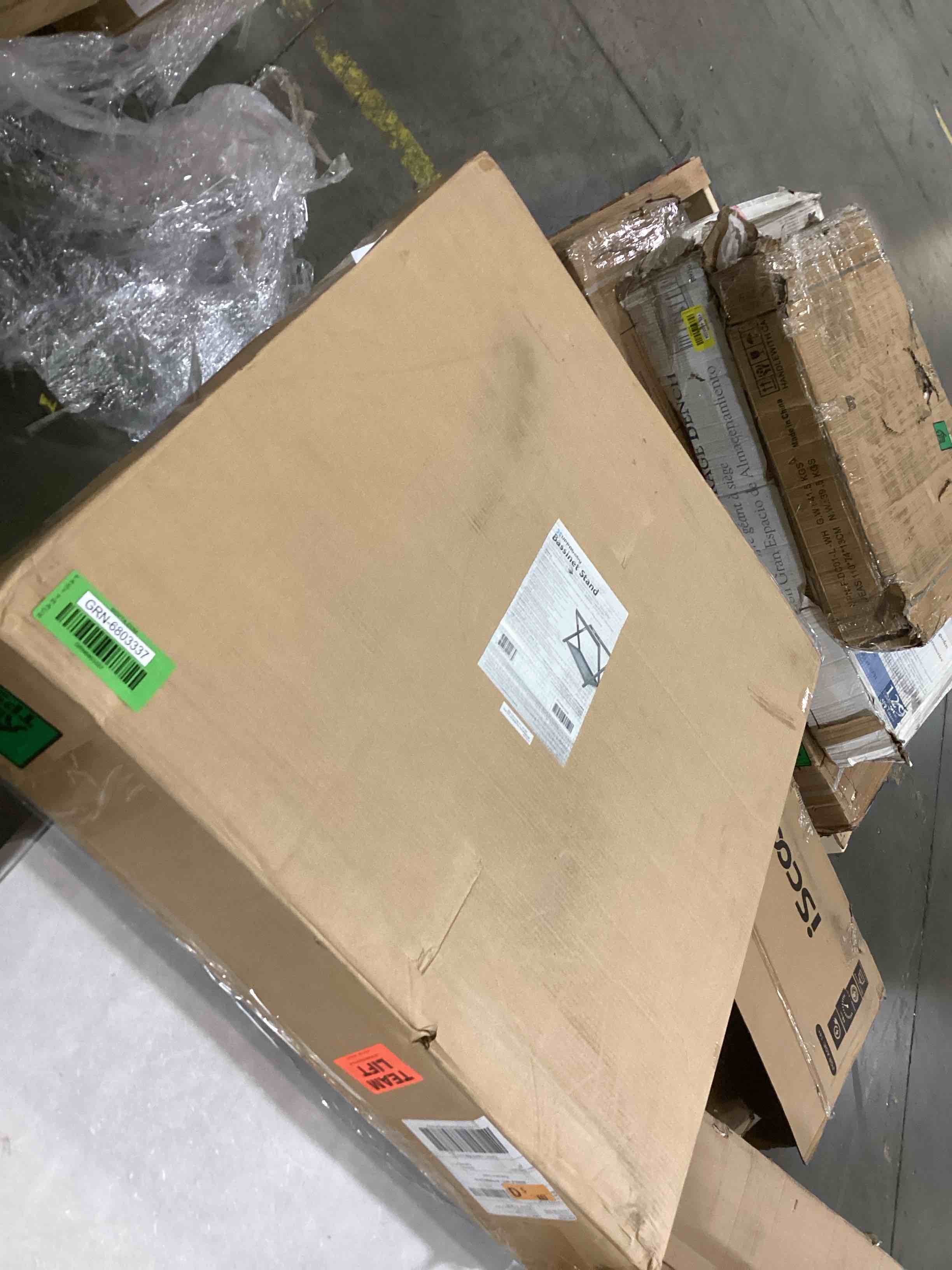 https://s3.amazonaws.com/lotting-images-prod/bidfta/GRN6803337_1729253645069.jpeg