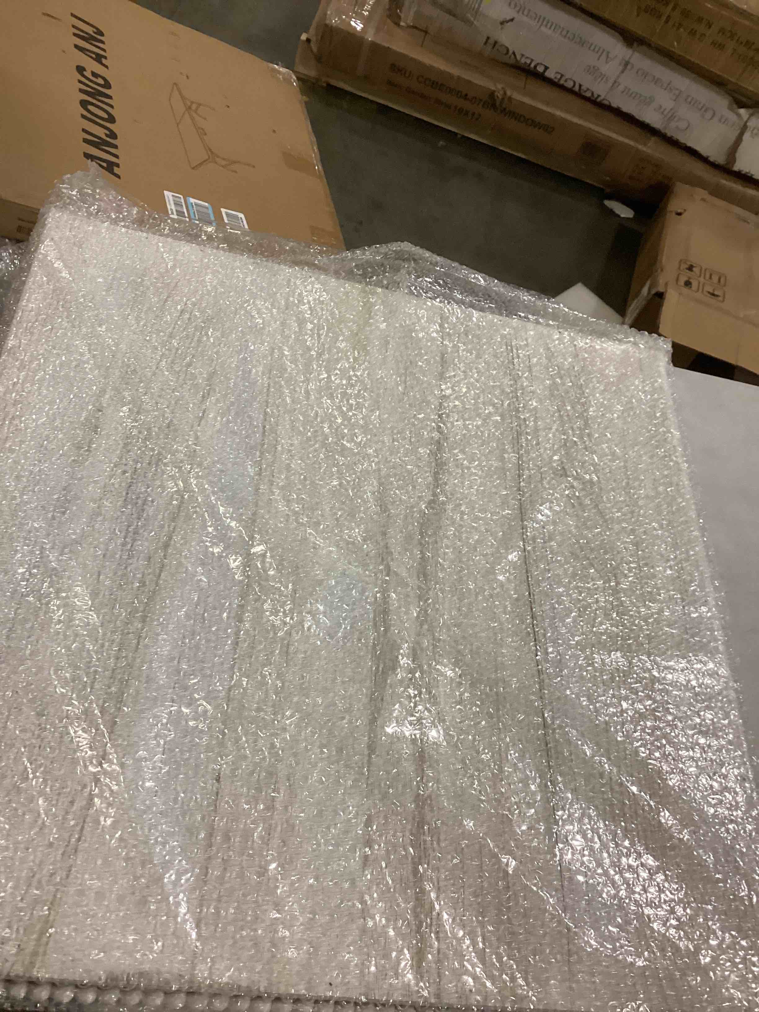 https://s3.amazonaws.com/lotting-images-prod/bidfta/GRN6803339_1729254162601.jpeg