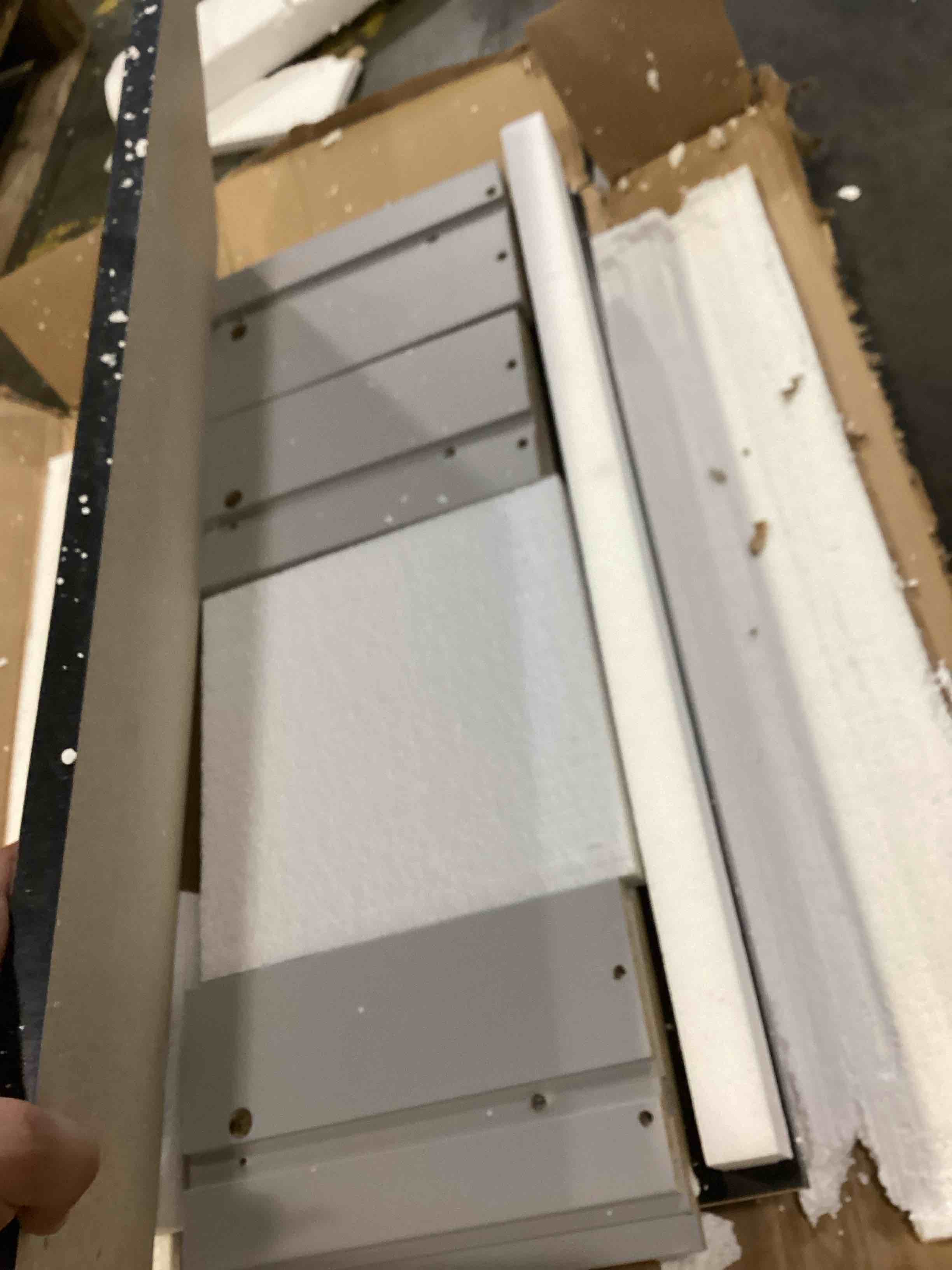 https://s3.amazonaws.com/lotting-images-prod/bidfta/GRN6803464_1729343998896.jpeg