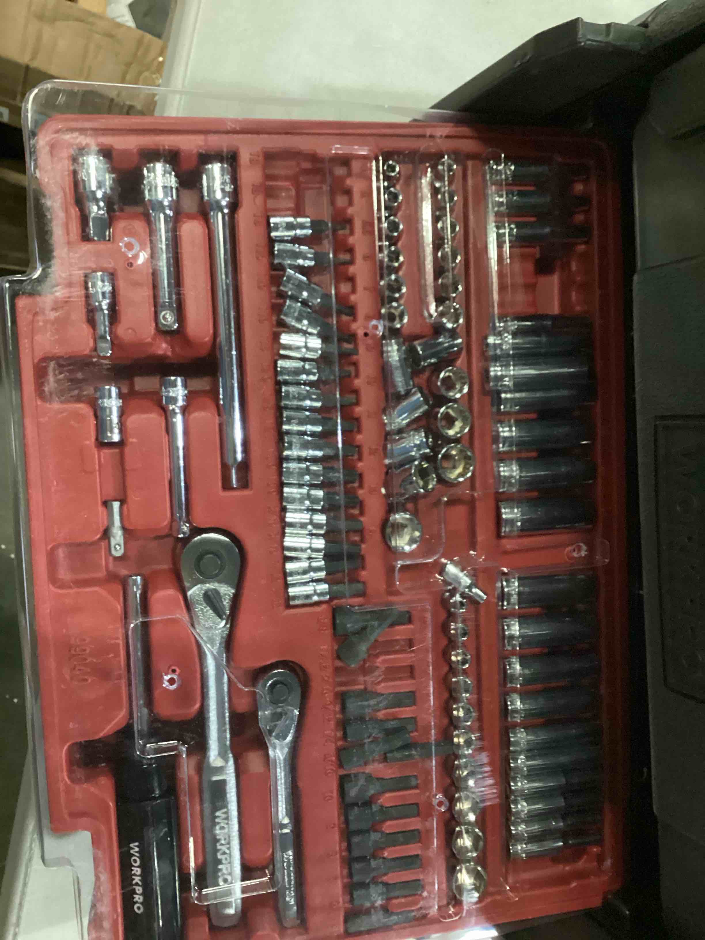 https://s3.amazonaws.com/lotting-images-prod/bidfta/GRN6803586_1729608623831.jpeg