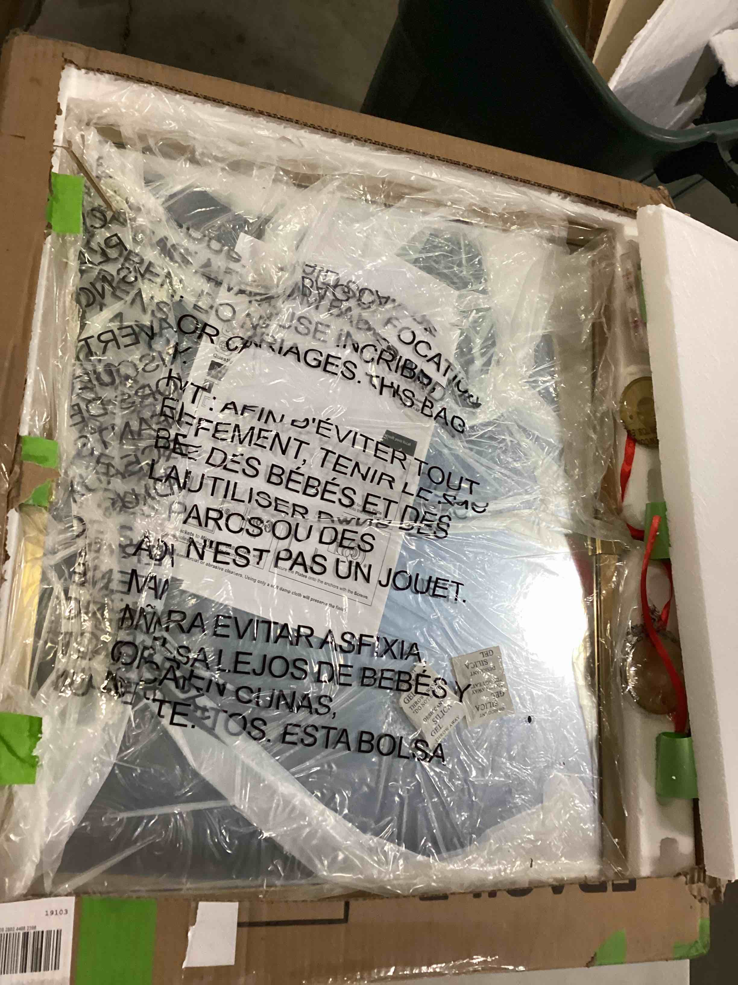 https://s3.amazonaws.com/lotting-images-prod/bidfta/GRN6803814_1730122807972.jpeg