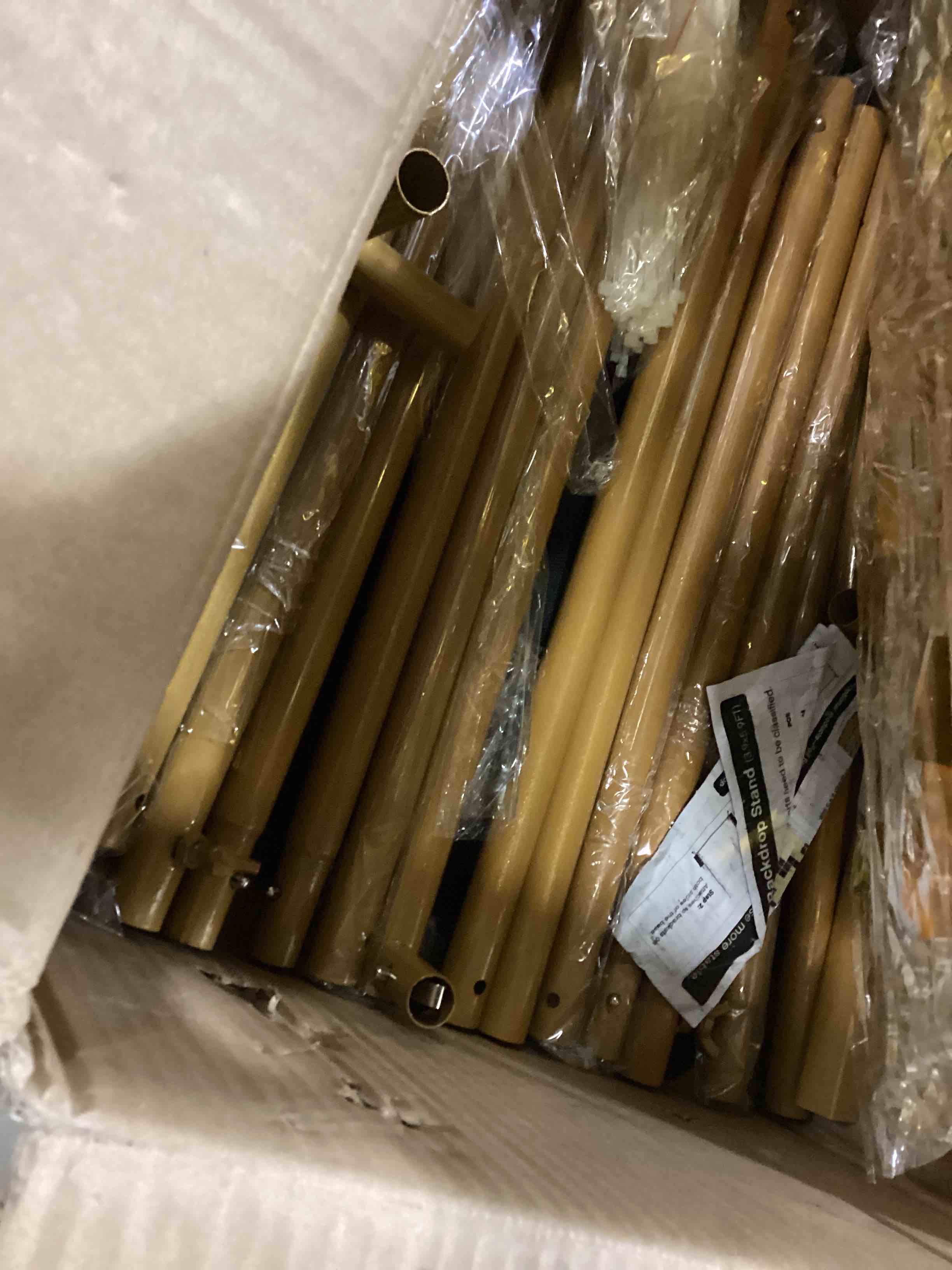 https://s3.amazonaws.com/lotting-images-prod/bidfta/GRN6803822_1730127374527.jpeg