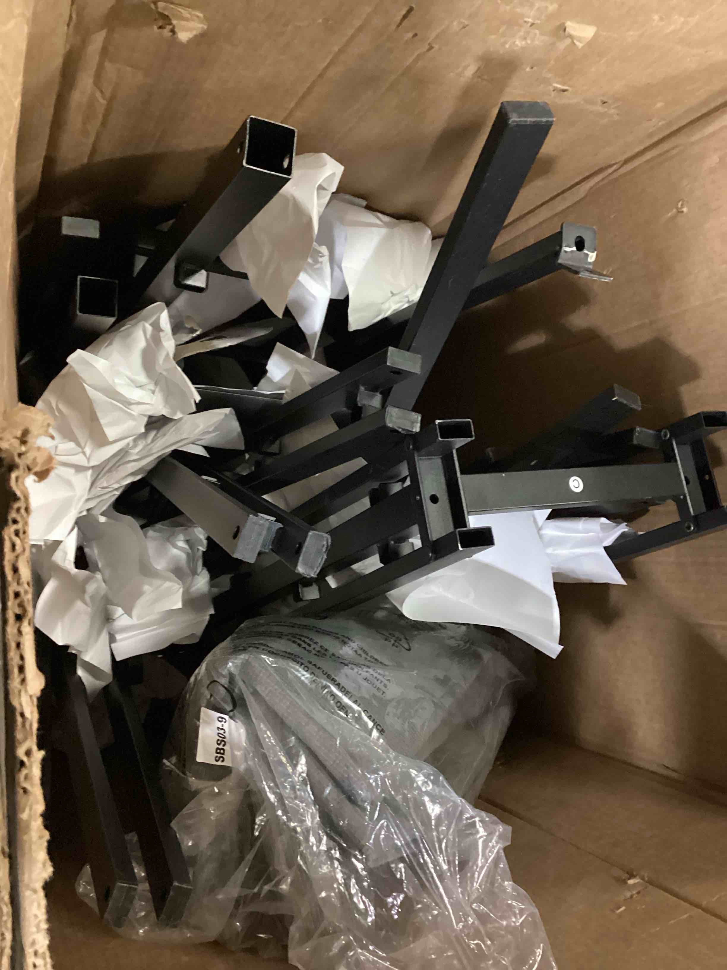 https://s3.amazonaws.com/lotting-images-prod/bidfta/GRN6804011_1730292904311.jpeg