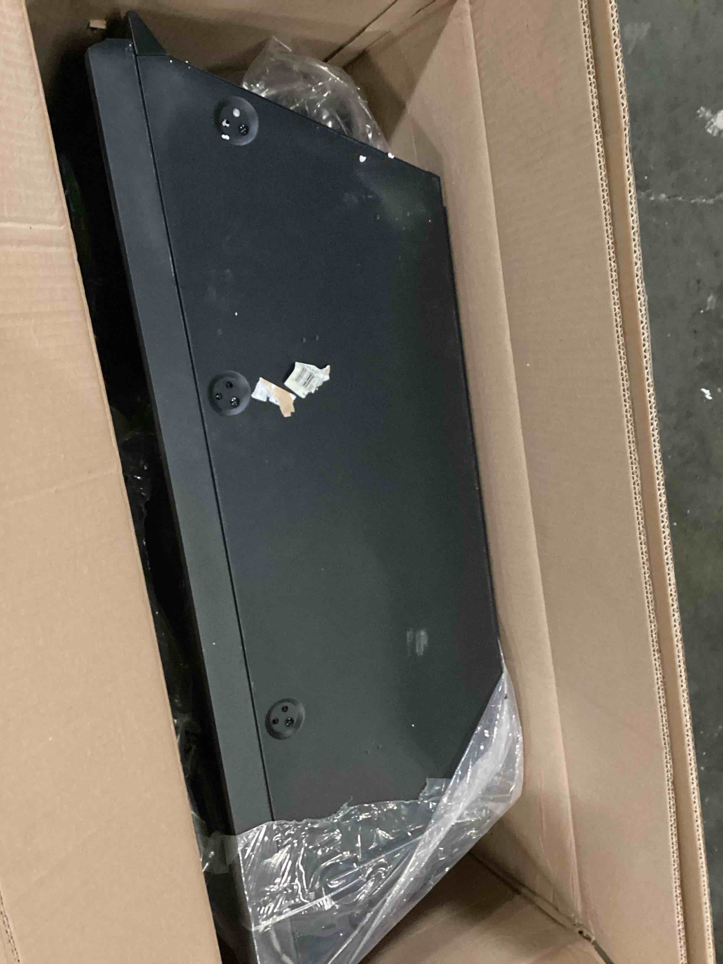 https://s3.amazonaws.com/lotting-images-prod/bidfta/GRN6804073_1730373485171.jpeg