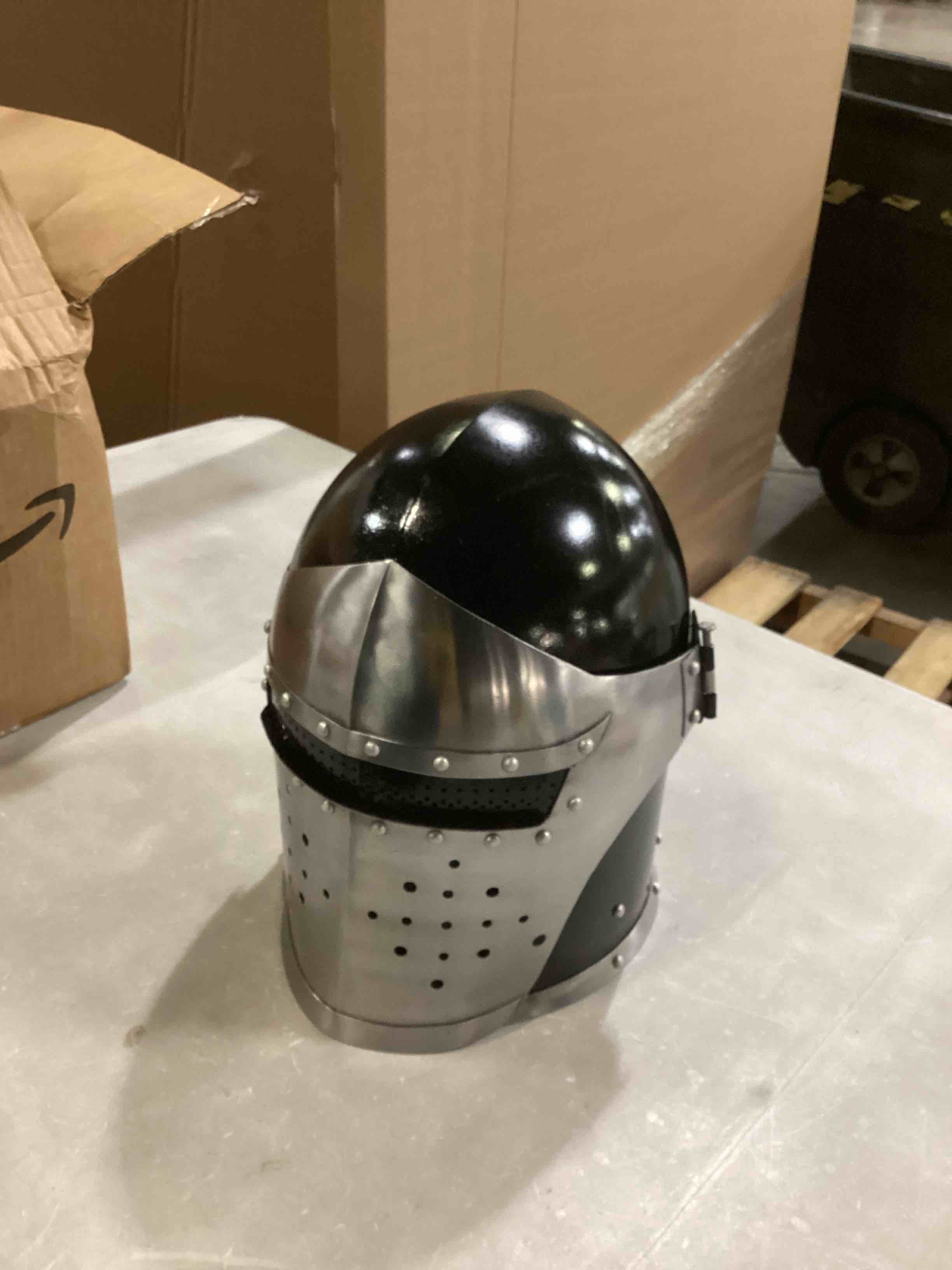 https://s3.amazonaws.com/lotting-images-prod/bidfta/GRN6804224_1730463009774.jpeg
