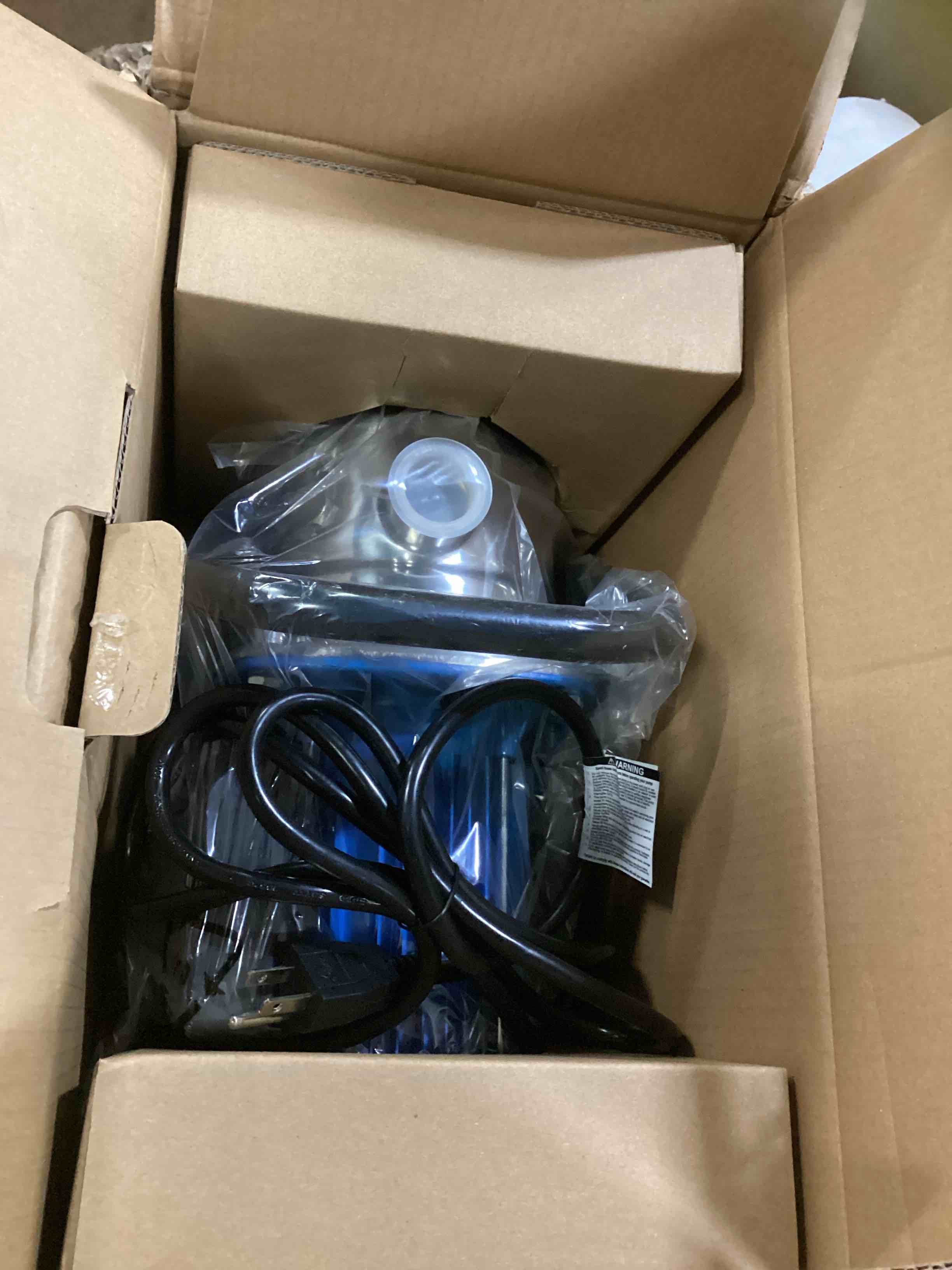 https://s3.amazonaws.com/lotting-images-prod/bidfta/GRN6804363_1730561009399.jpeg