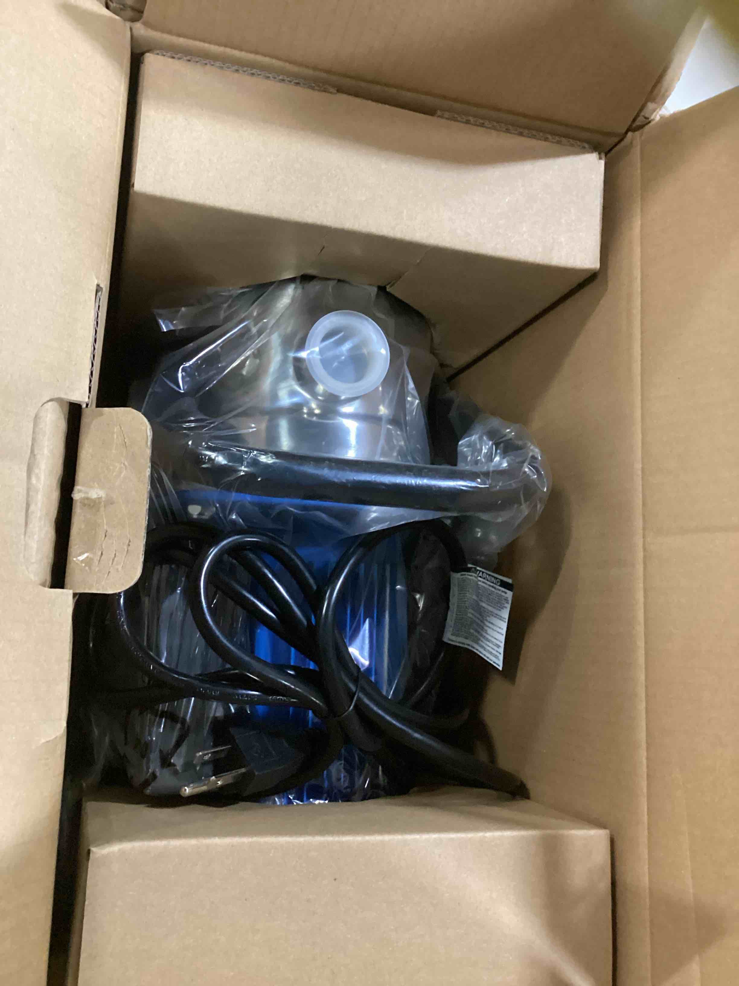 https://s3.amazonaws.com/lotting-images-prod/bidfta/GRN6804363_1730561011329.jpeg