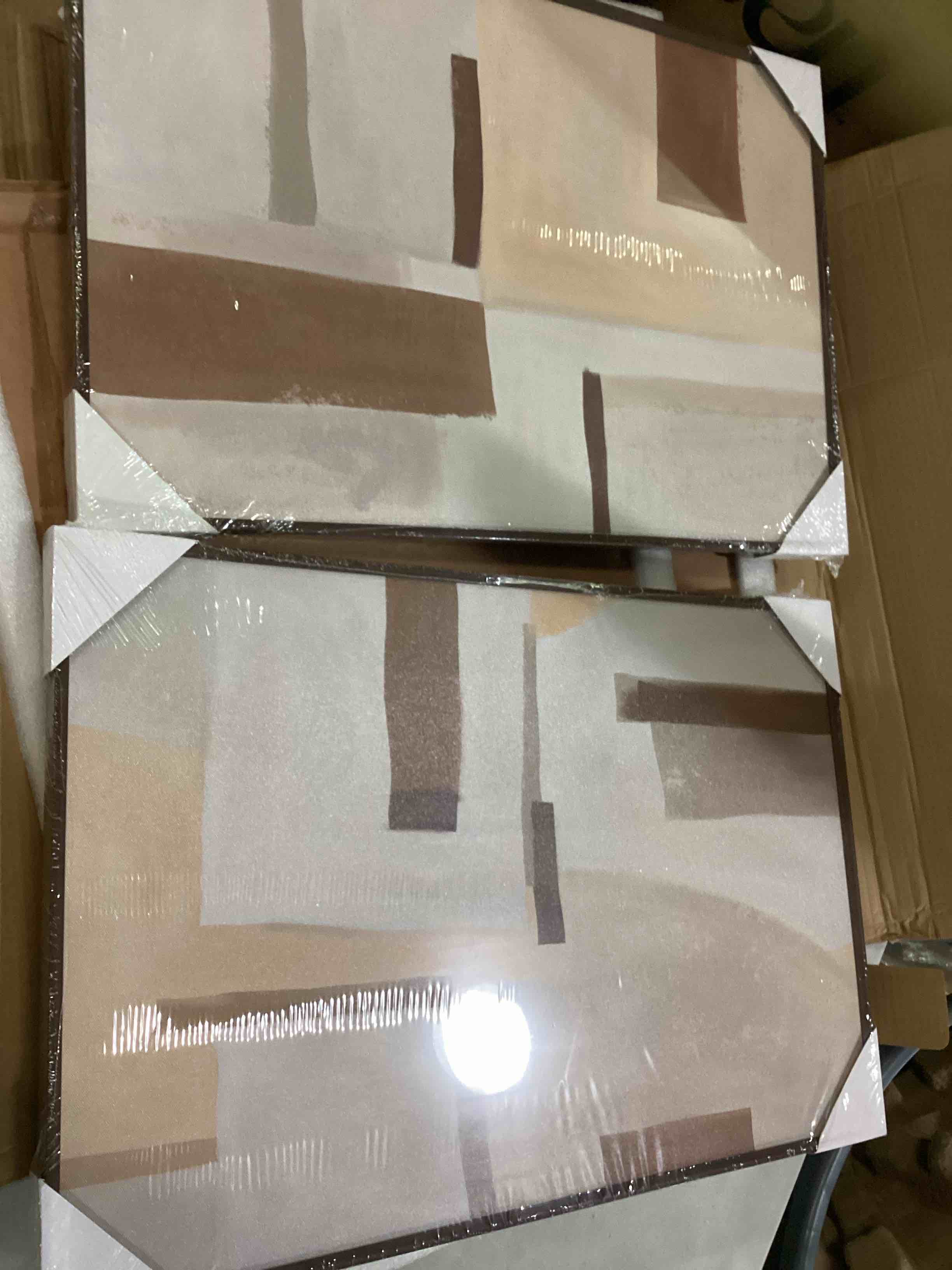https://s3.amazonaws.com/lotting-images-prod/bidfta/GRN6804370_1730562722201.jpeg