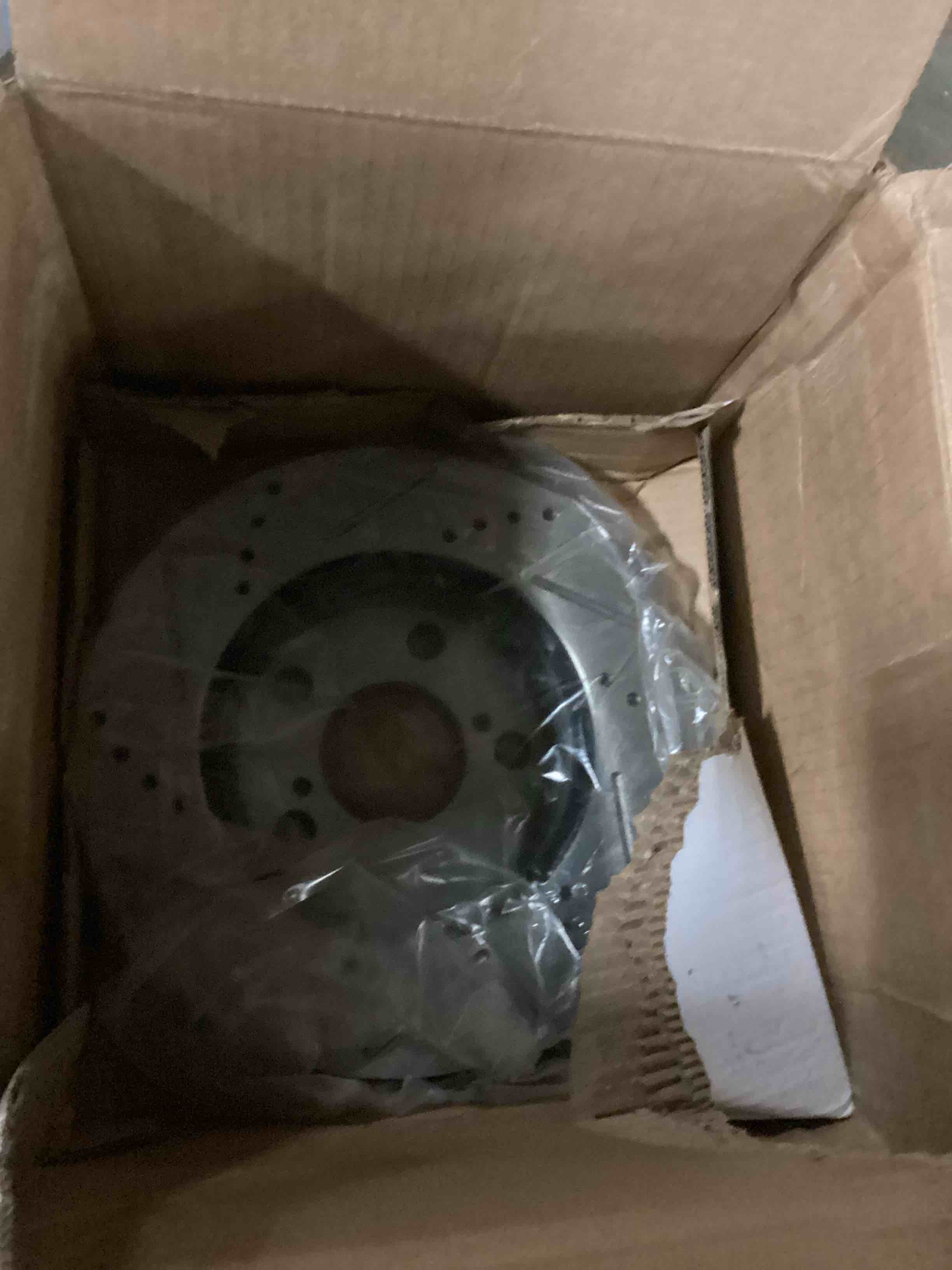 https://s3.amazonaws.com/lotting-images-prod/bidfta/GRN6804449_1728565309588.jpeg