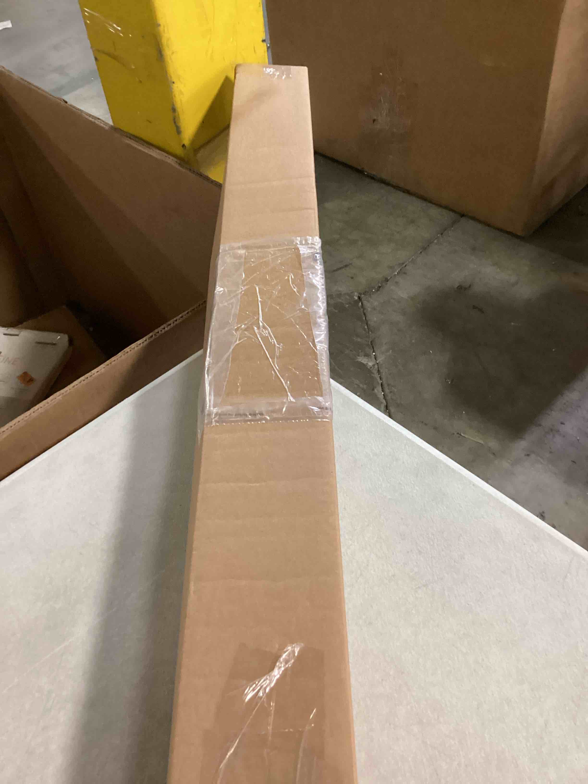 https://s3.amazonaws.com/lotting-images-prod/bidfta/GRN6804901_1728925071563.jpeg