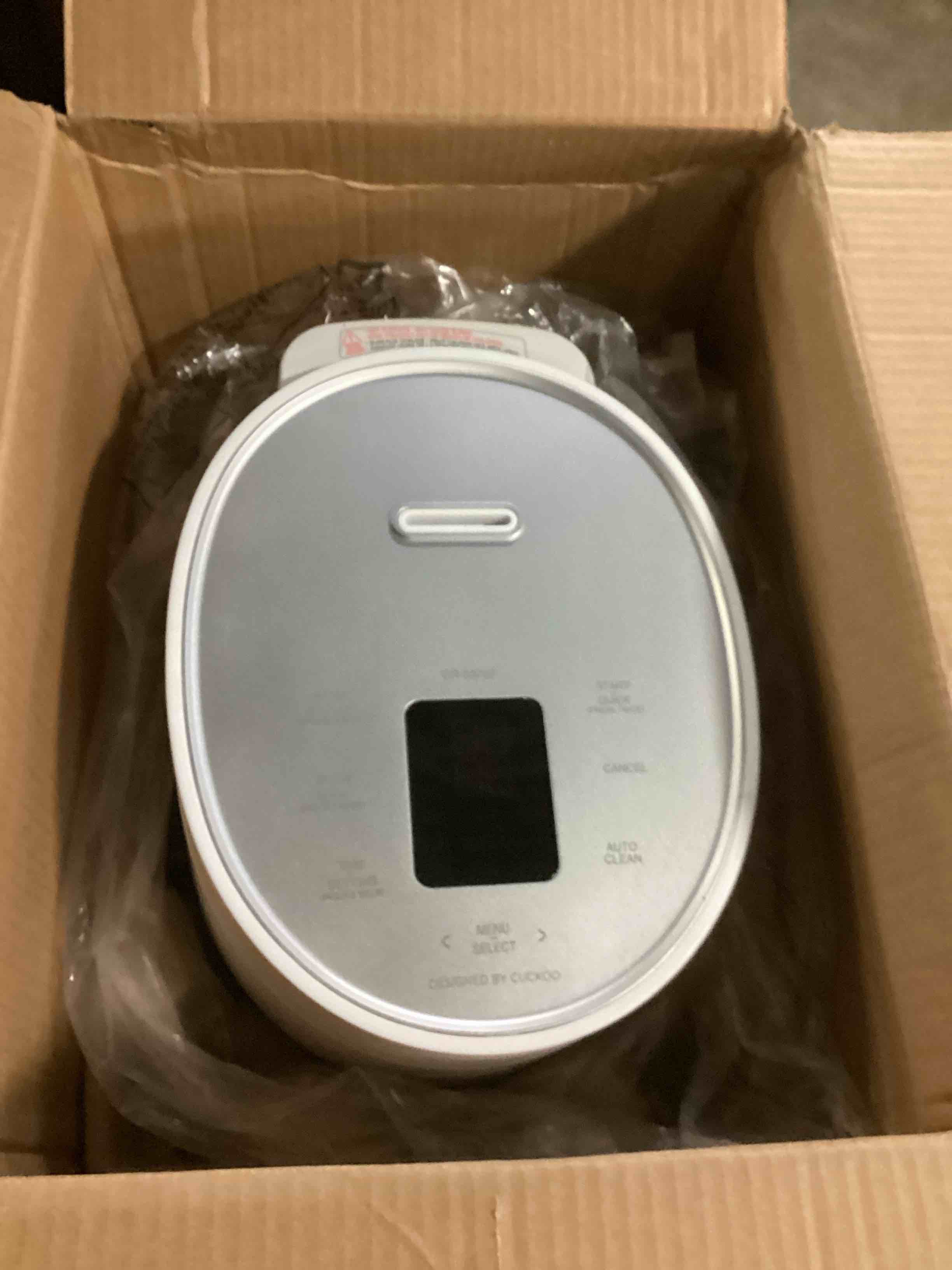 https://s3.amazonaws.com/lotting-images-prod/bidfta/GRN6805440_1729251709656.jpeg