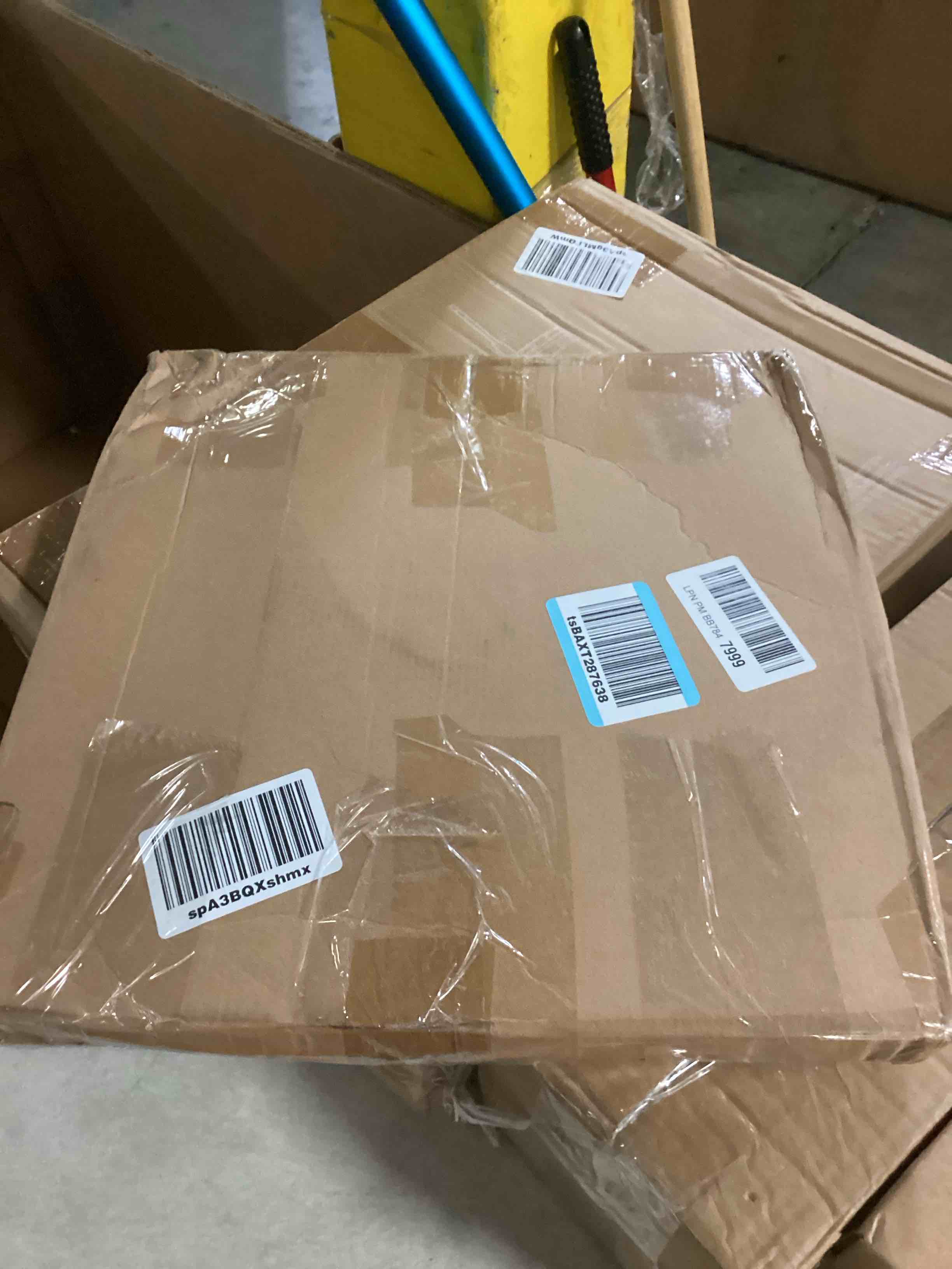 https://s3.amazonaws.com/lotting-images-prod/bidfta/GRN6805725_1729509512217.jpeg