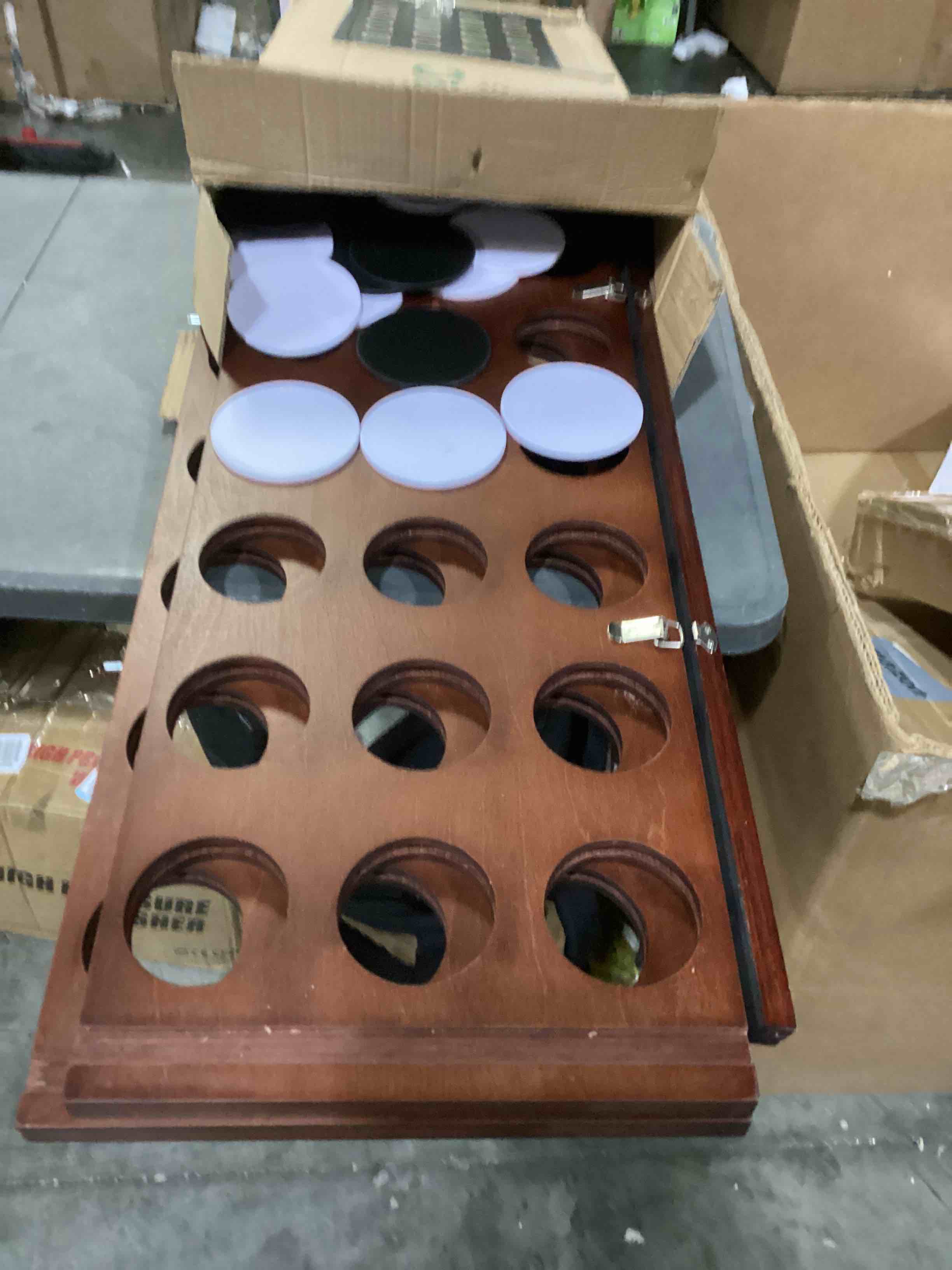 https://s3.amazonaws.com/lotting-images-prod/bidfta/GRN6806225_1729277442885.jpeg