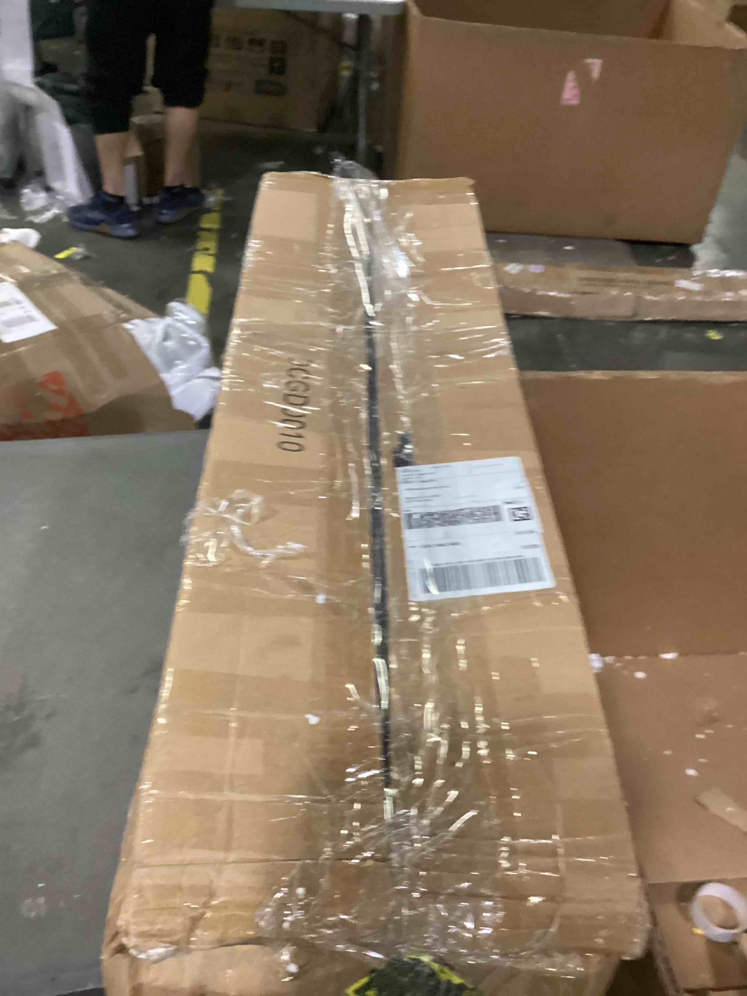 https://s3.amazonaws.com/lotting-images-prod/bidfta/GRN6806854_1730123695510.jpeg