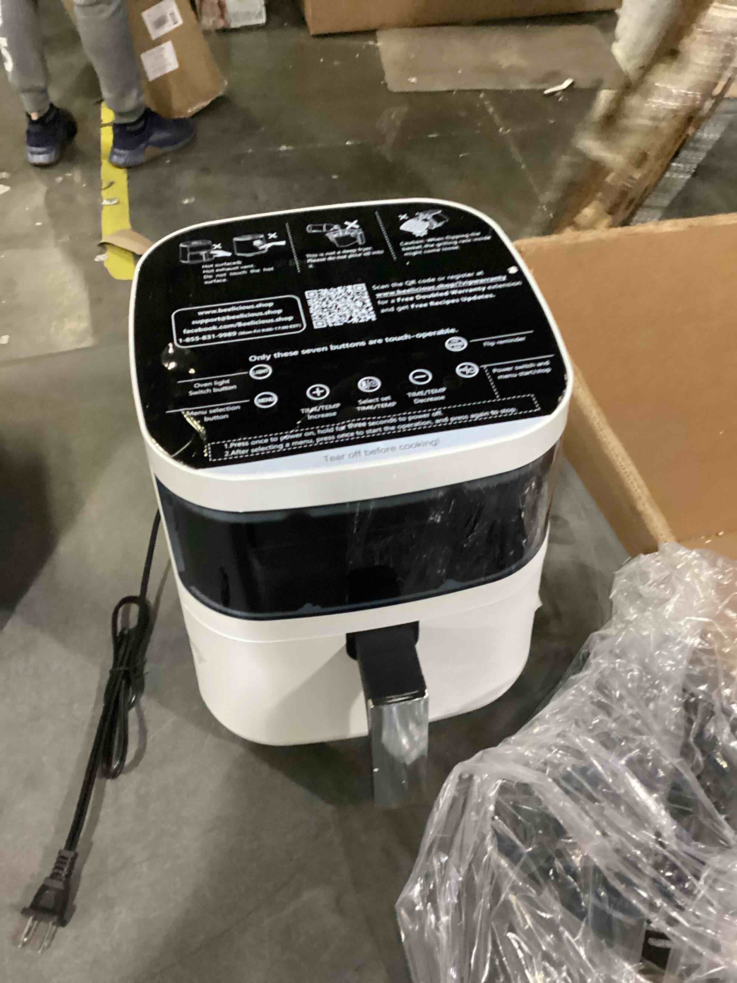 https://s3.amazonaws.com/lotting-images-prod/bidfta/GRN6806987_1730205328526.jpeg