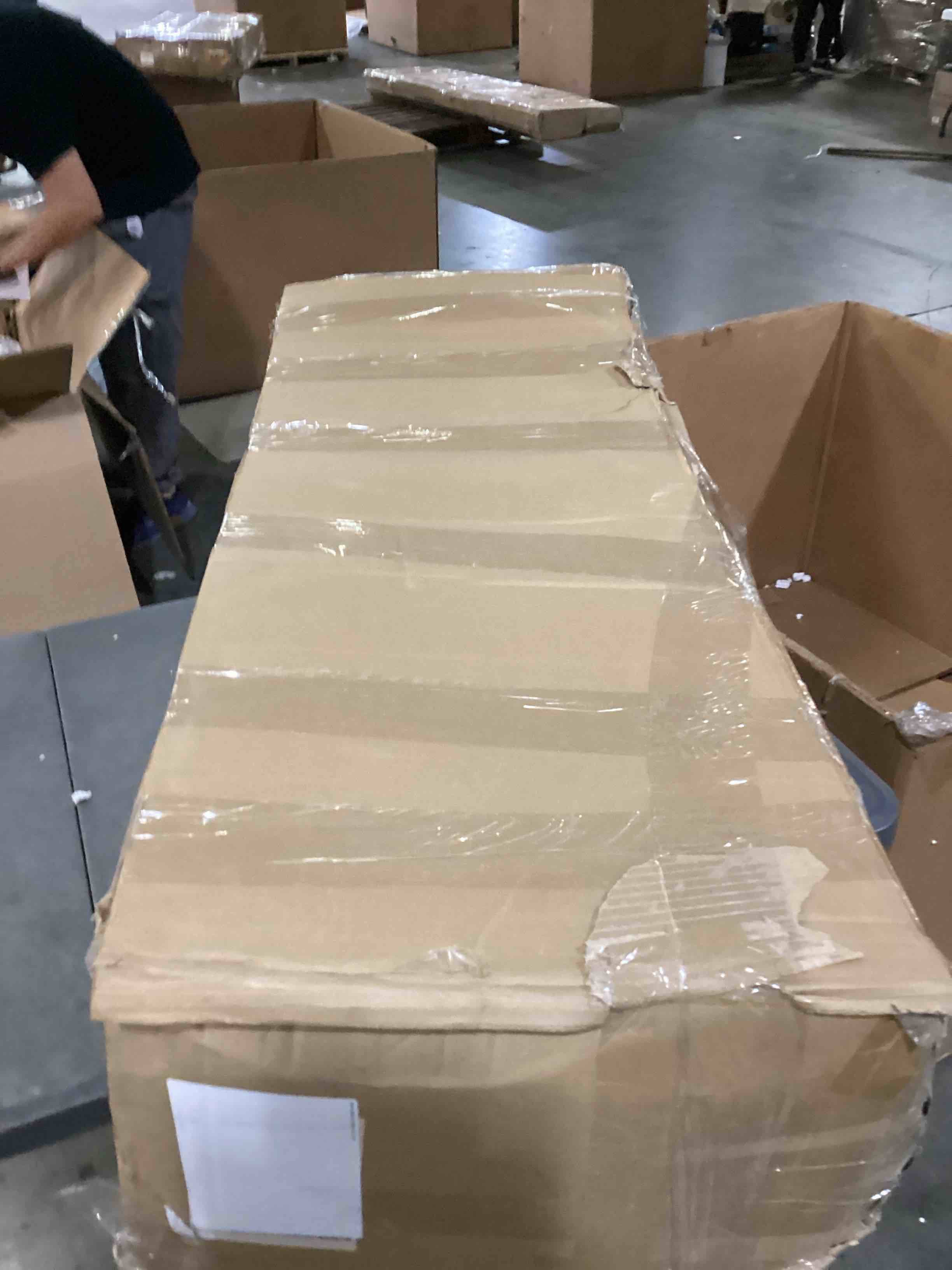 https://s3.amazonaws.com/lotting-images-prod/bidfta/GRN6807169_1730309864815.jpeg