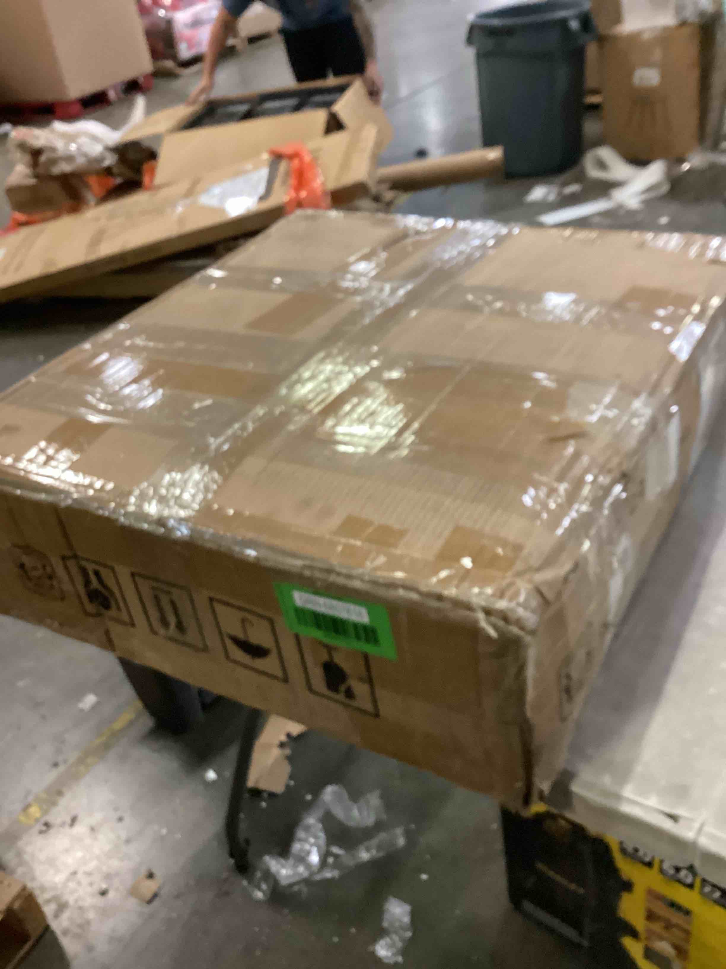 https://s3.amazonaws.com/lotting-images-prod/bidfta/GRN6807616_1731001344954.jpeg