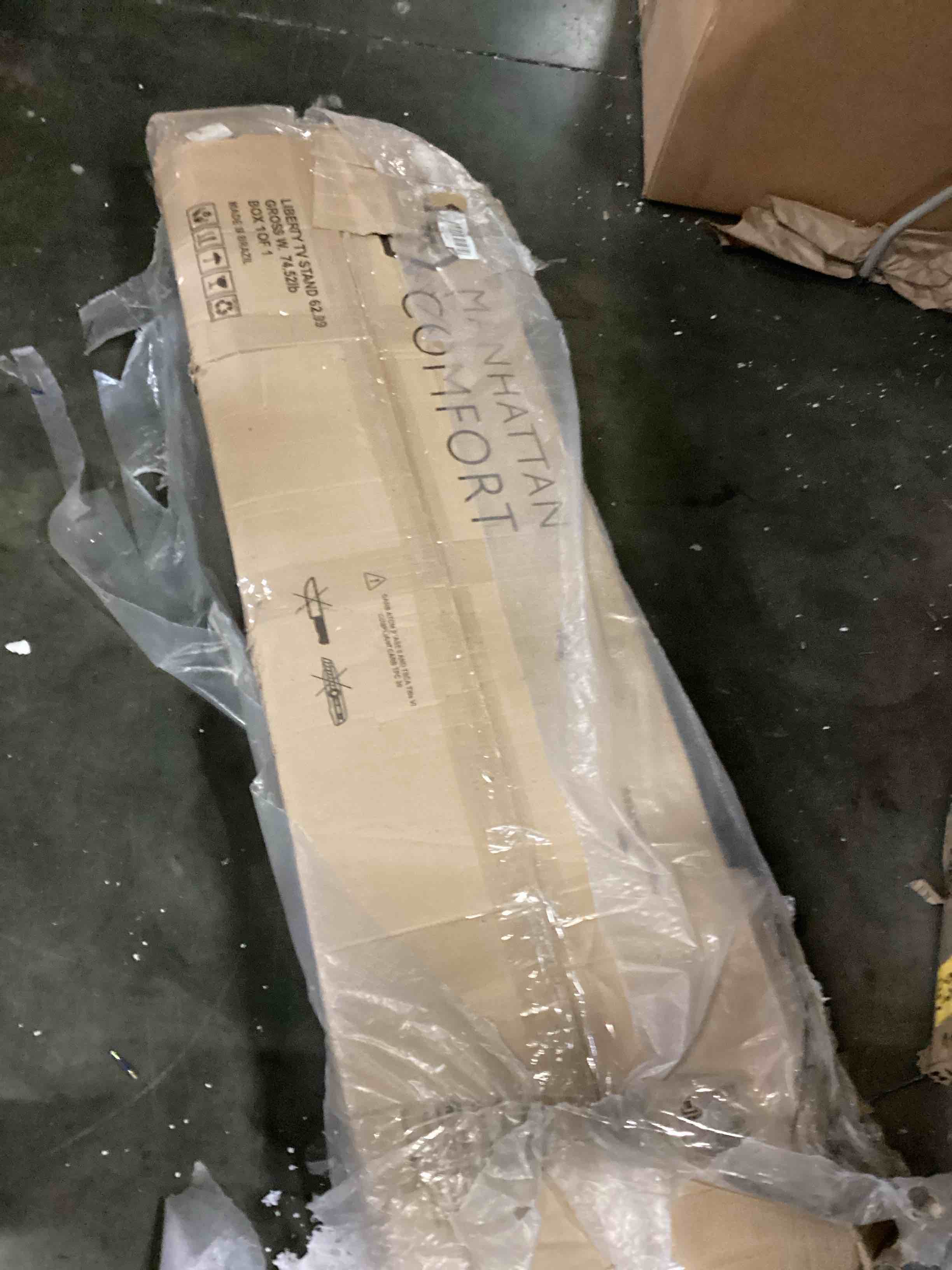 https://s3.amazonaws.com/lotting-images-prod/bidfta/GRN6807635_1731068142927.jpeg
