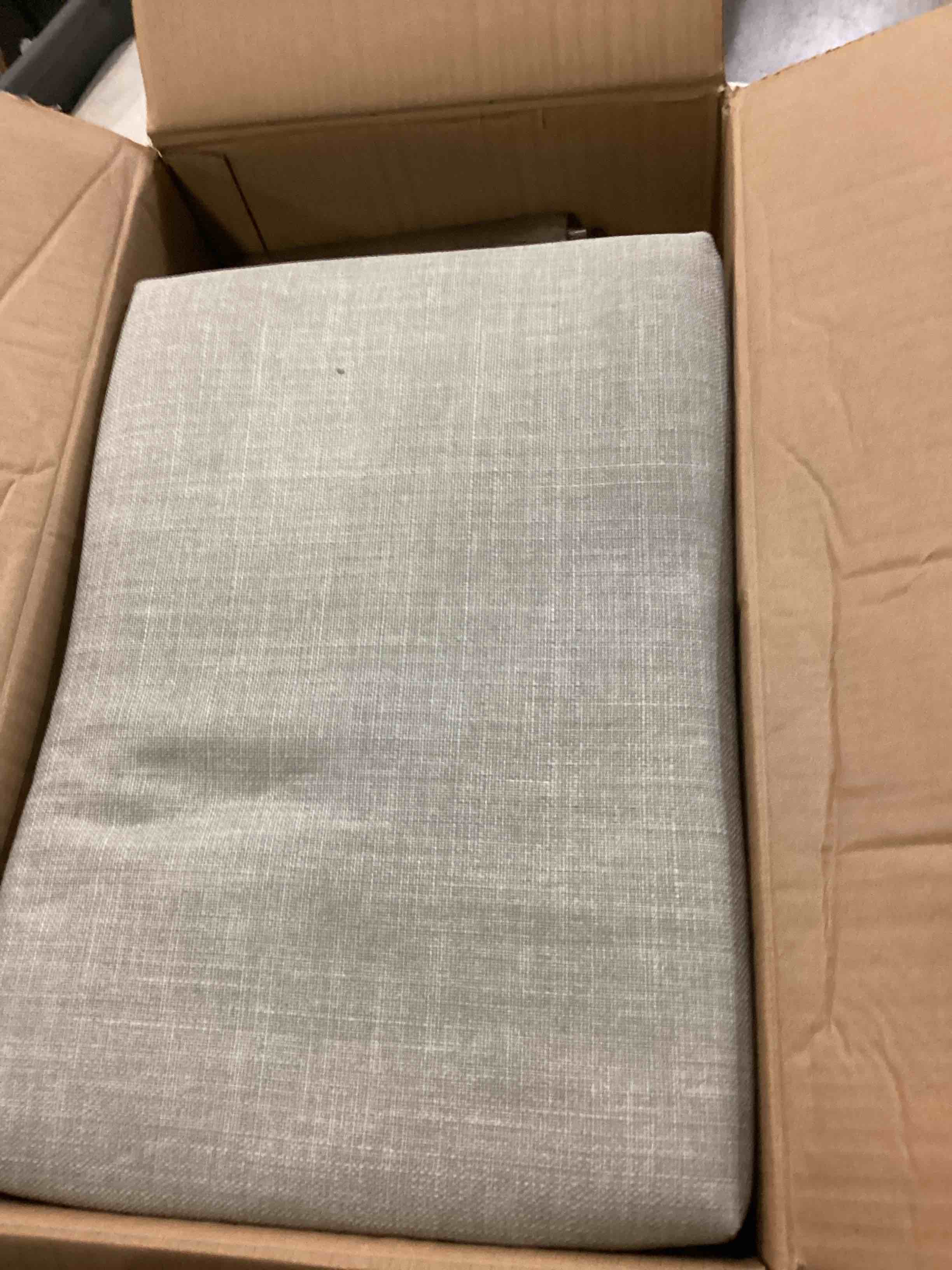 Upholstered Bar & Counter Stool With Solid Wood Frame