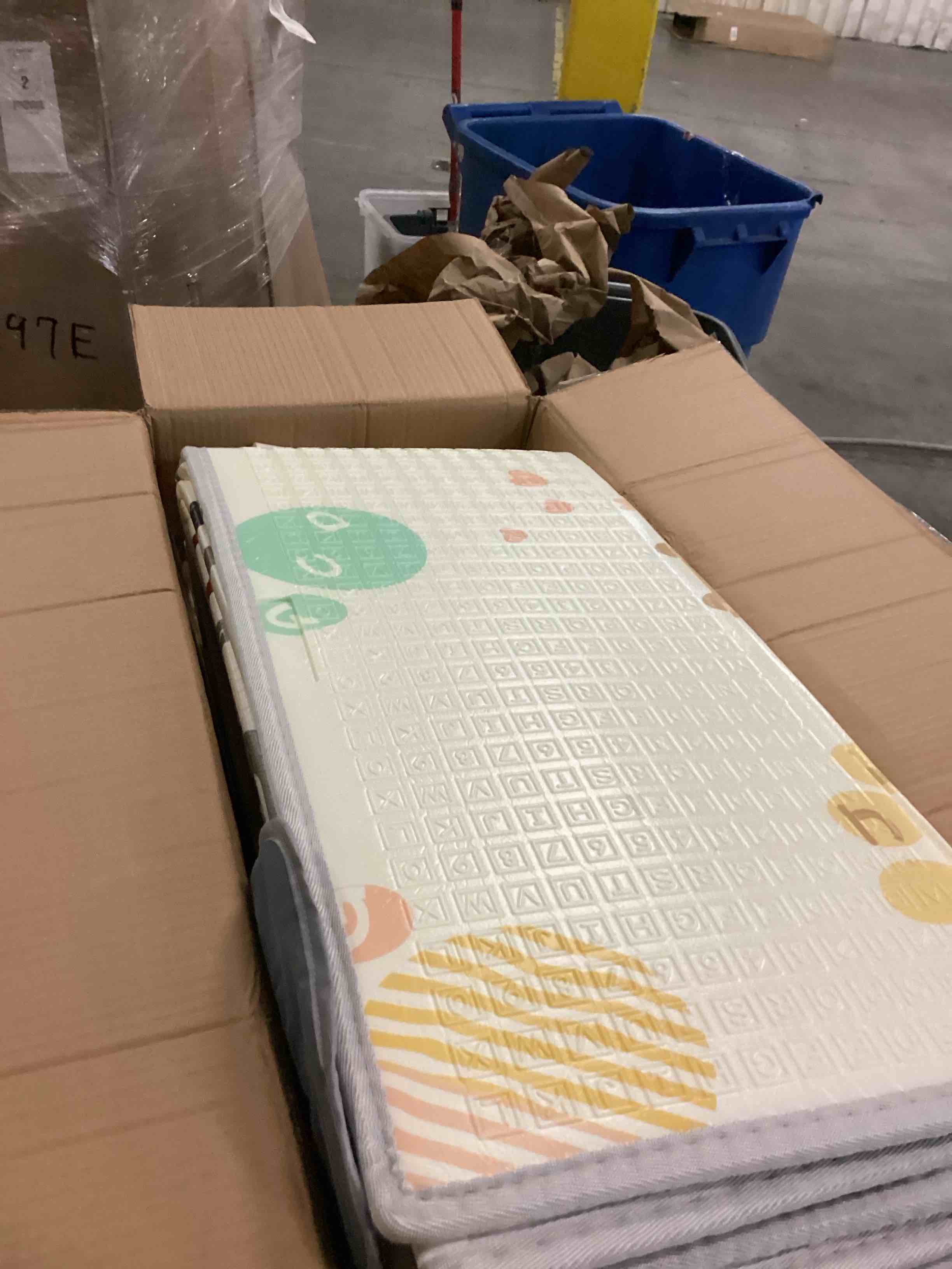 https://s3.amazonaws.com/lotting-images-prod/bidfta/GRN6808350_1732027238640.jpeg