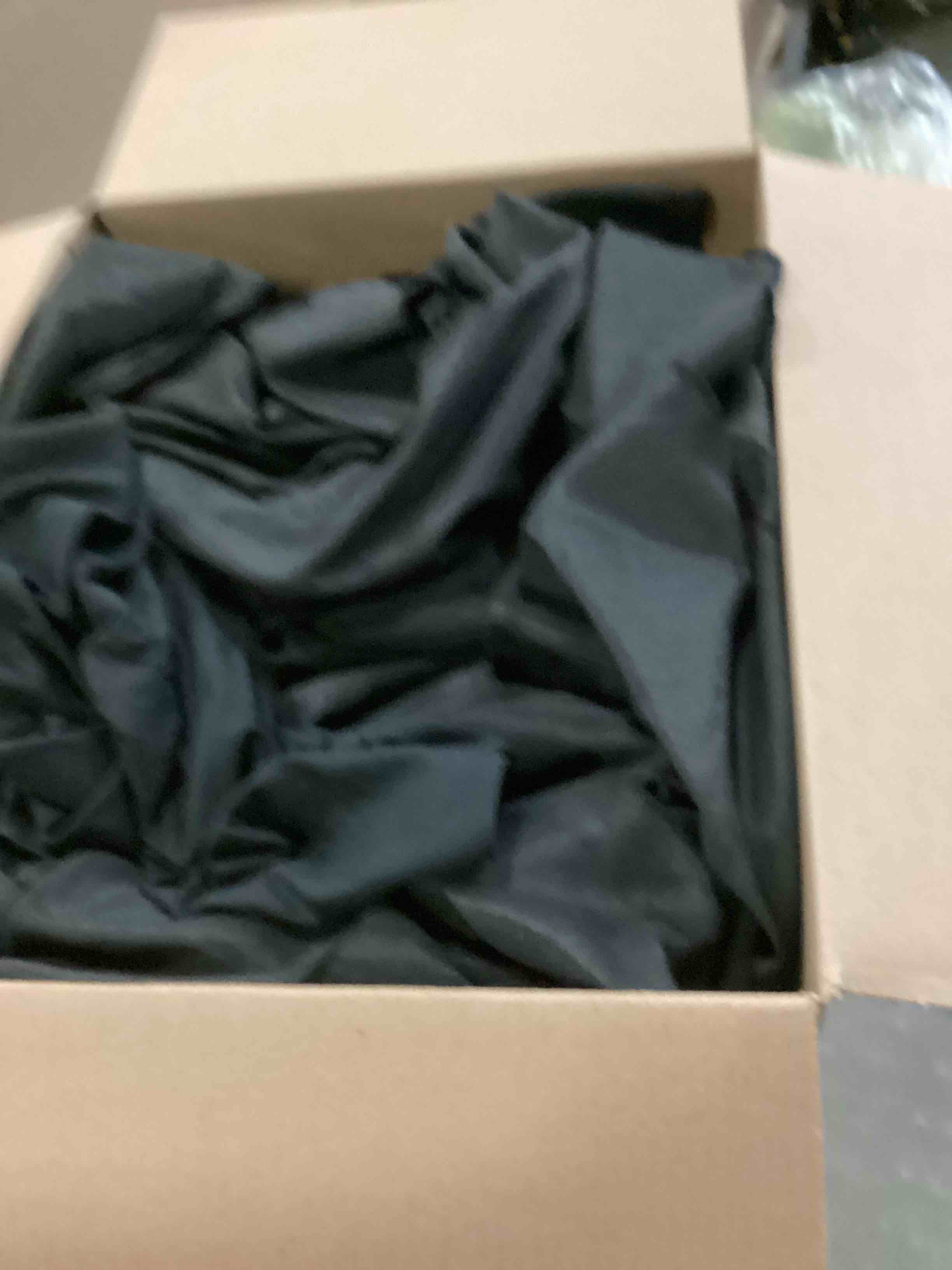 https://s3.amazonaws.com/lotting-images-prod/bidfta/GRN6808558_1732126727554.jpeg