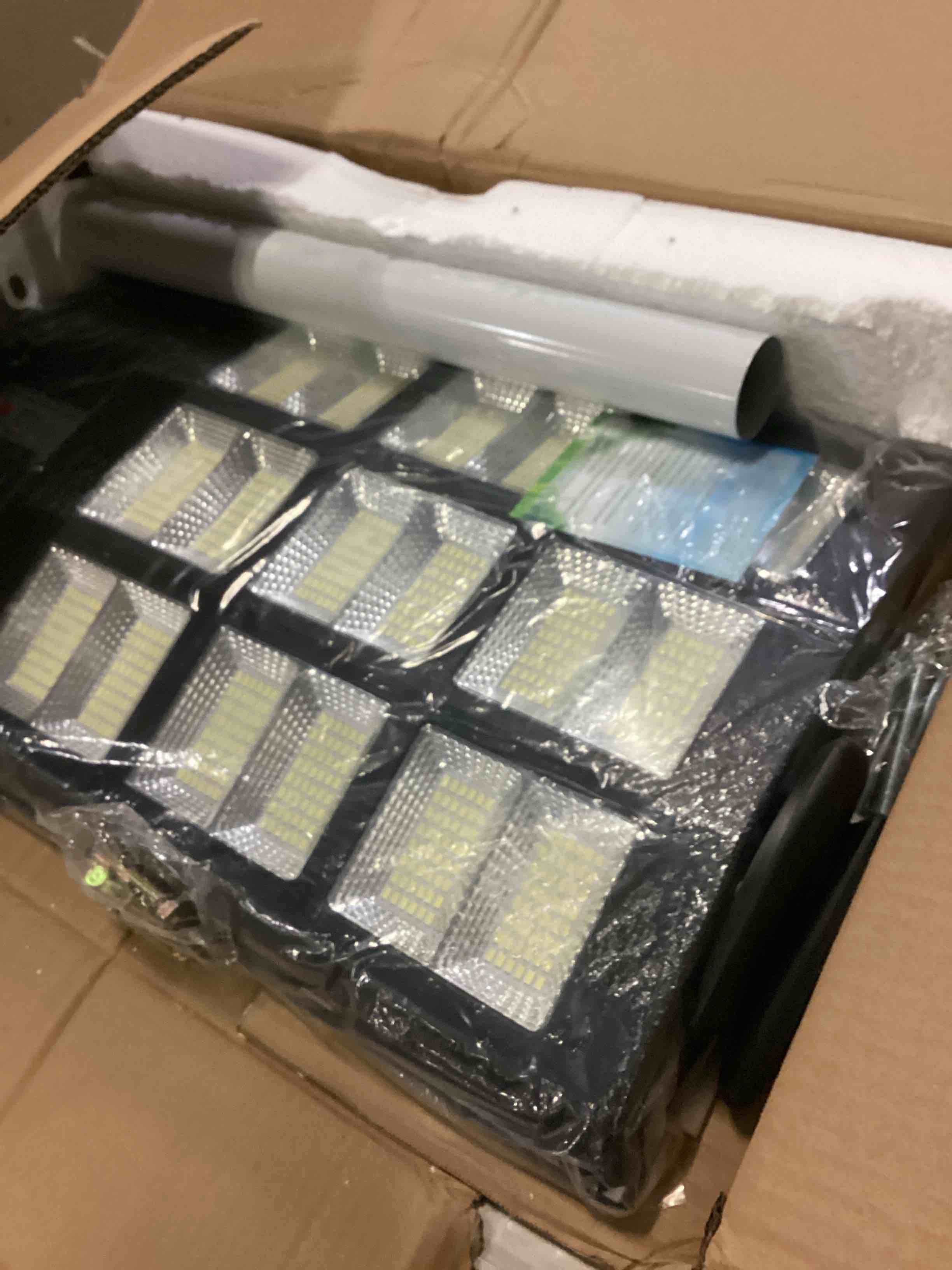 https://s3.amazonaws.com/lotting-images-prod/bidfta/GRN6808560_1732126925926.jpeg